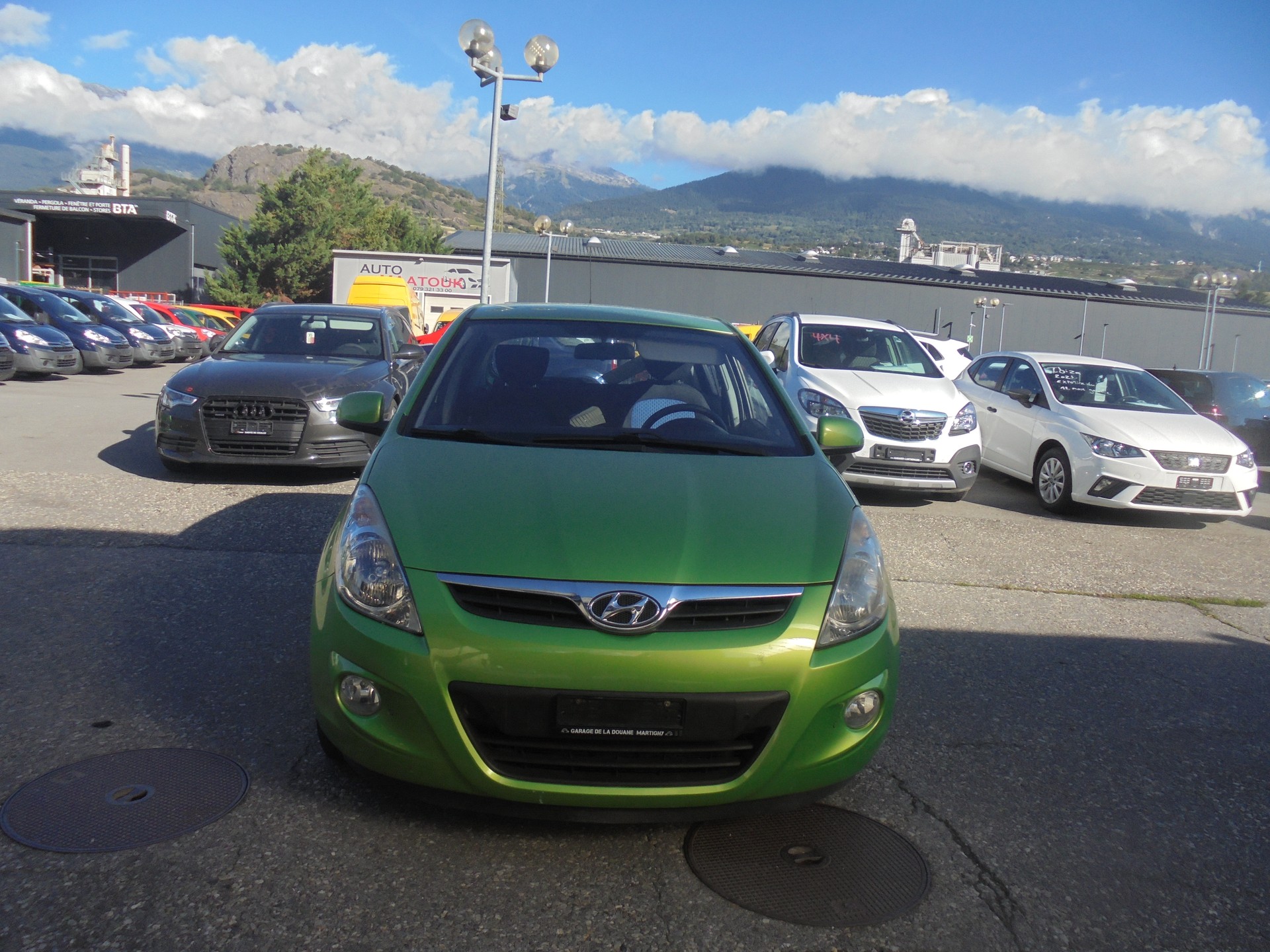 HYUNDAI i20 1.4 Swiss Plus Edition Automatic-image-1