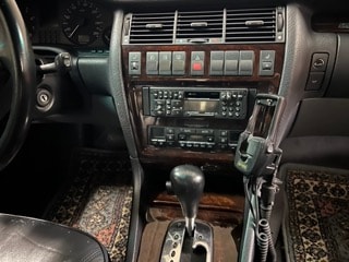 AUDI Quattro-image-3