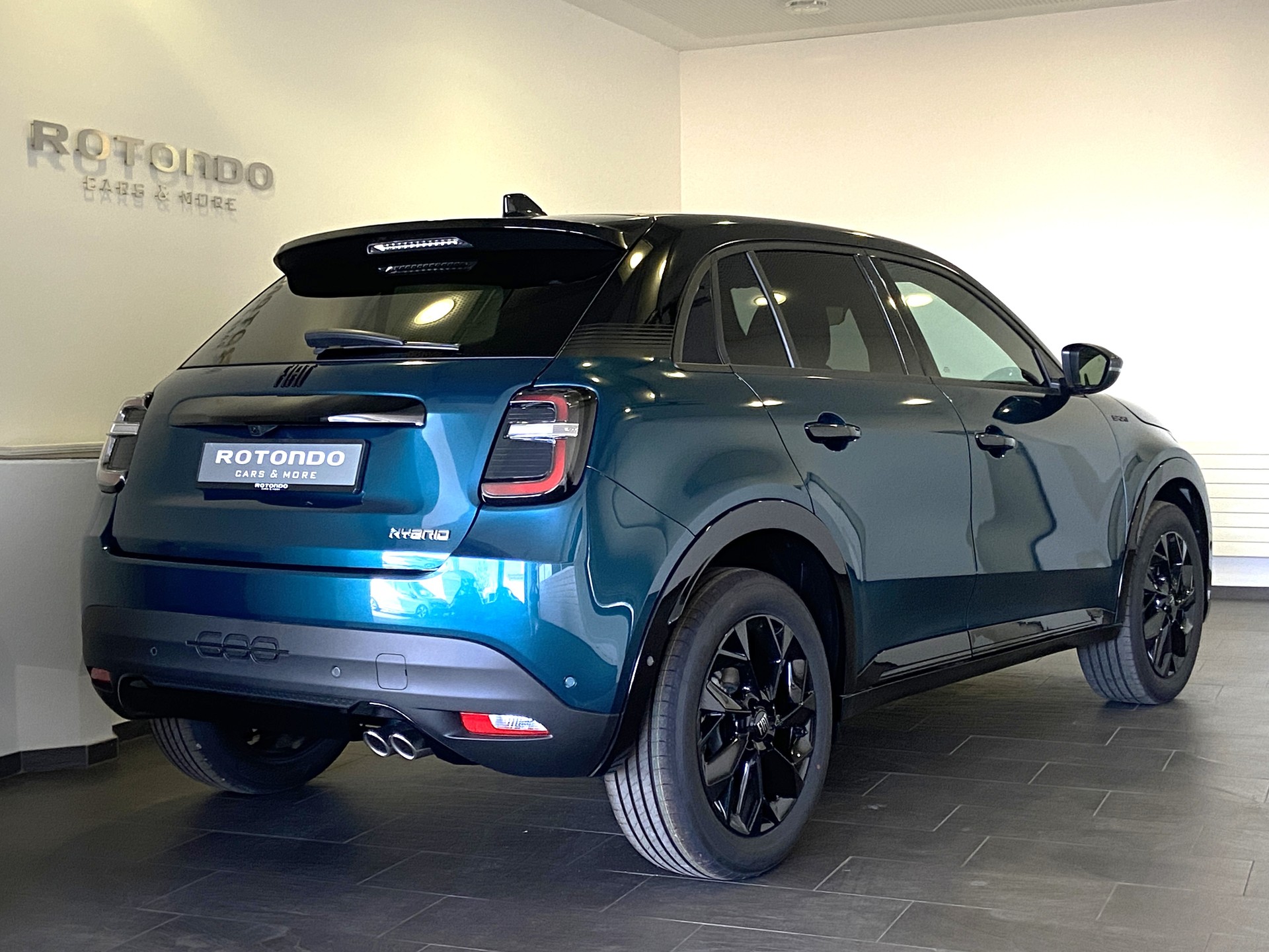FIAT 600h Mild Hybrid Sport 145PS-image-1
