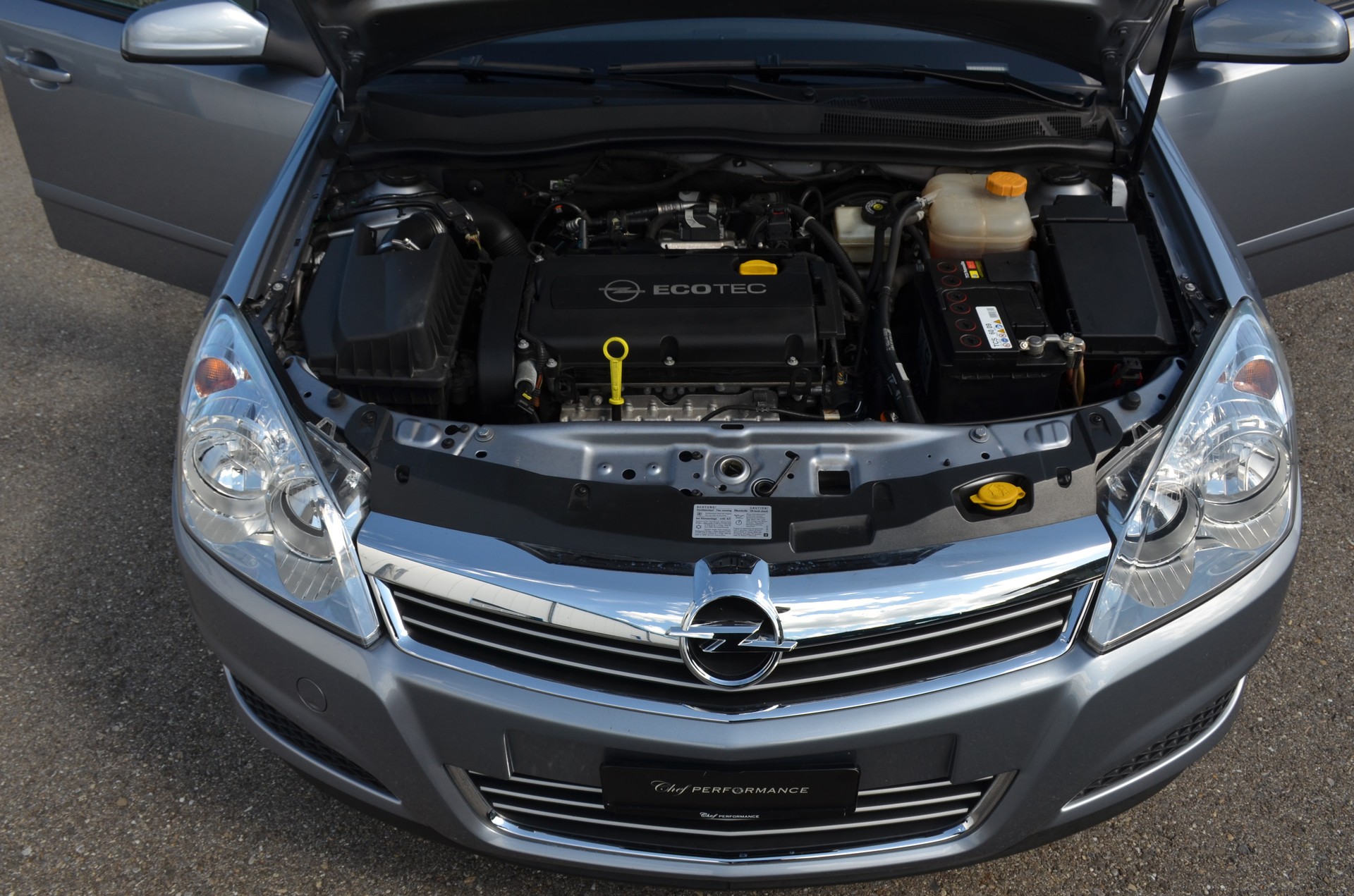 OPEL Astra 1.8i 16V Enjoy-image-15