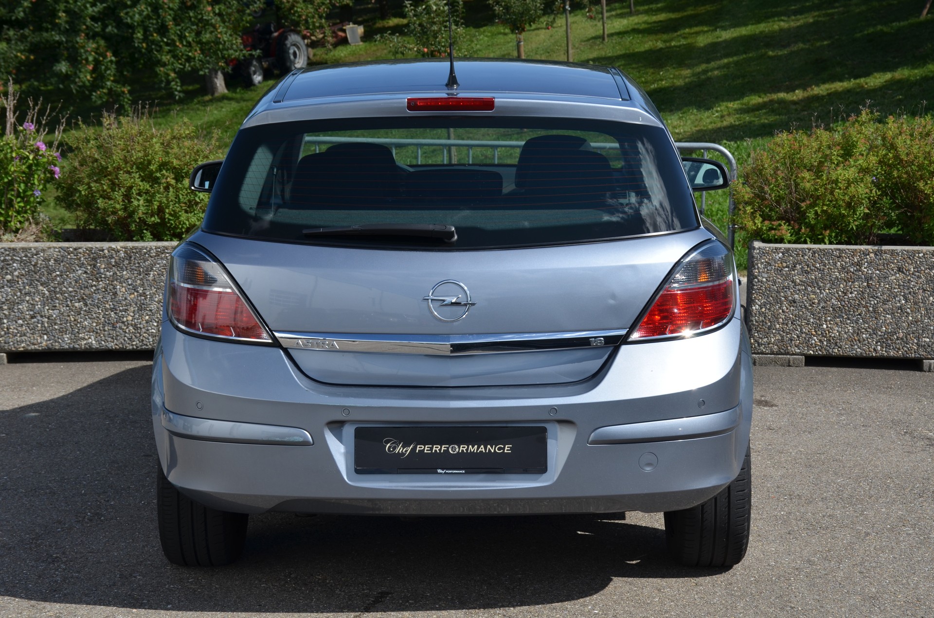 OPEL Astra 1.8i 16V Enjoy-image-13