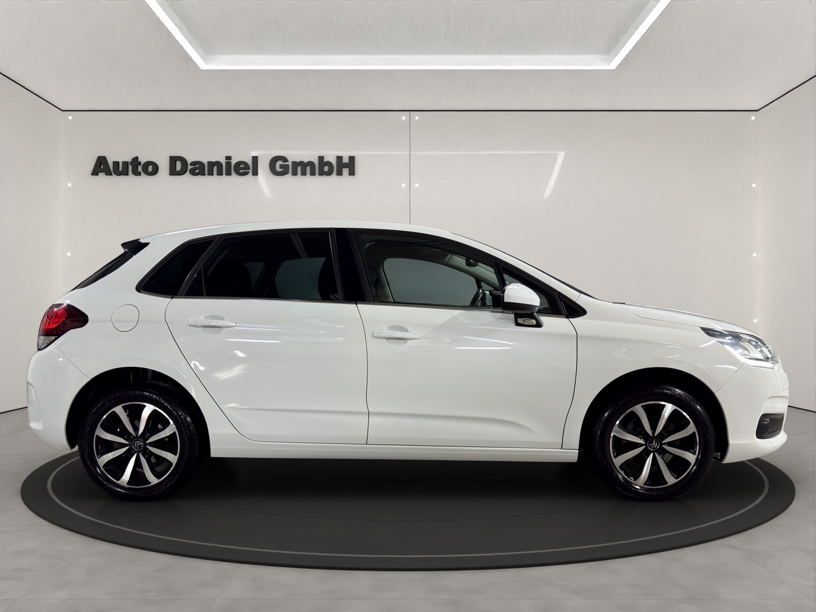CITROEN C4 1.2 Pure Tech Feel-image-3