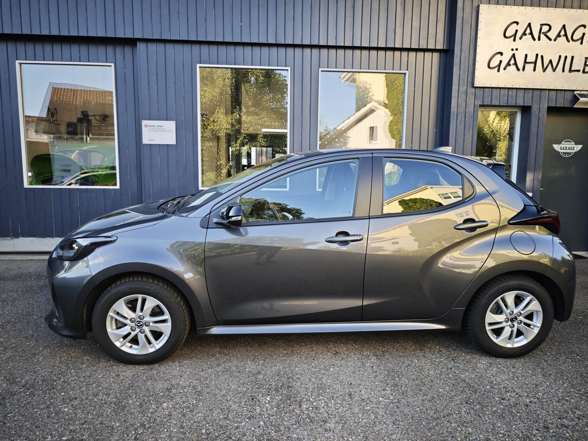 MAZDA 2 Hybrid Centre-line-image-1