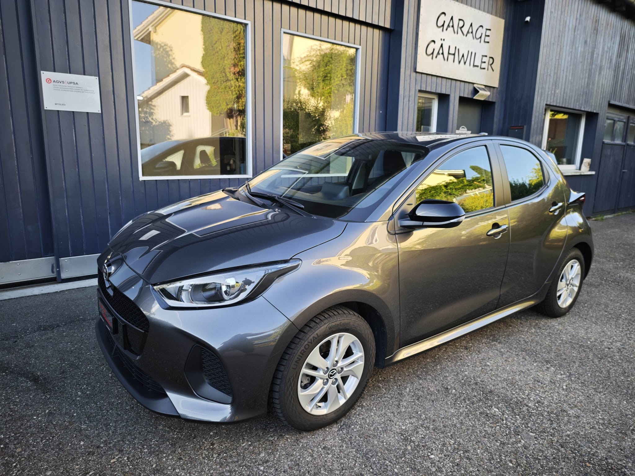 Car photo