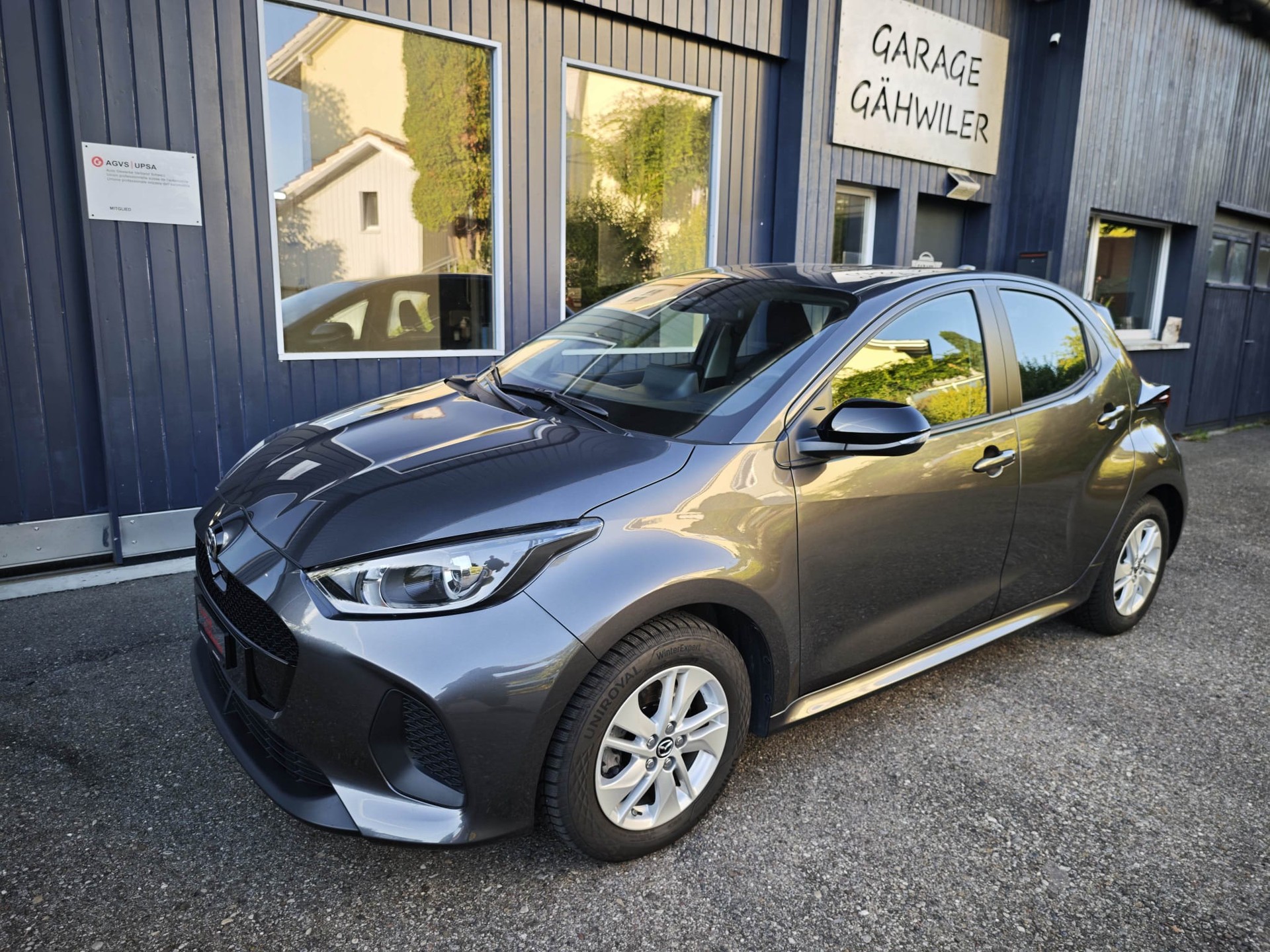 MAZDA 2 Hybrid Centre-line