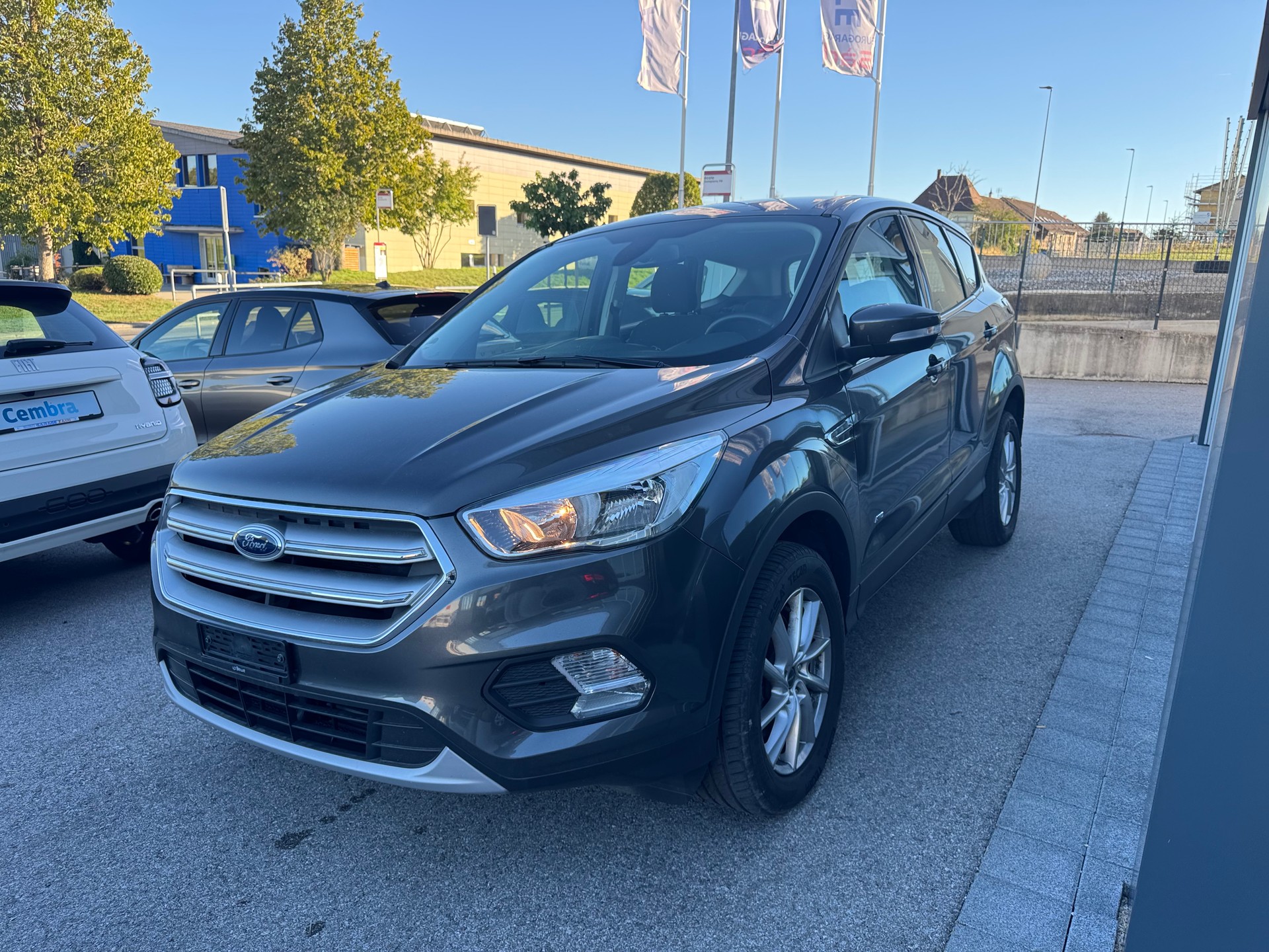 FORD Kuga 2.0 TDCi Trend 4WD PowerShift-image-6