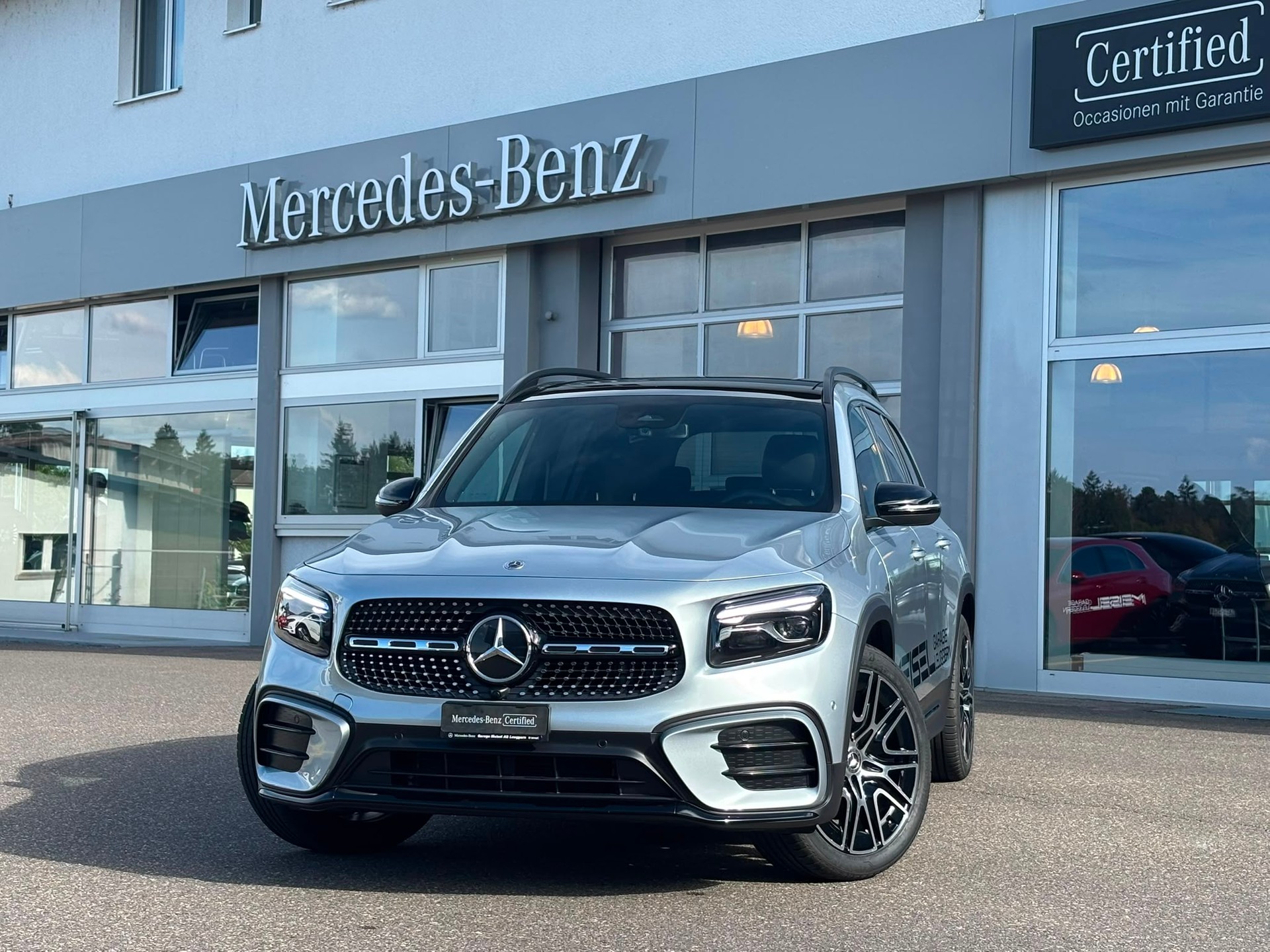 MERCEDES-BENZ GLB 220 AMG-Line 4Matic-image-1