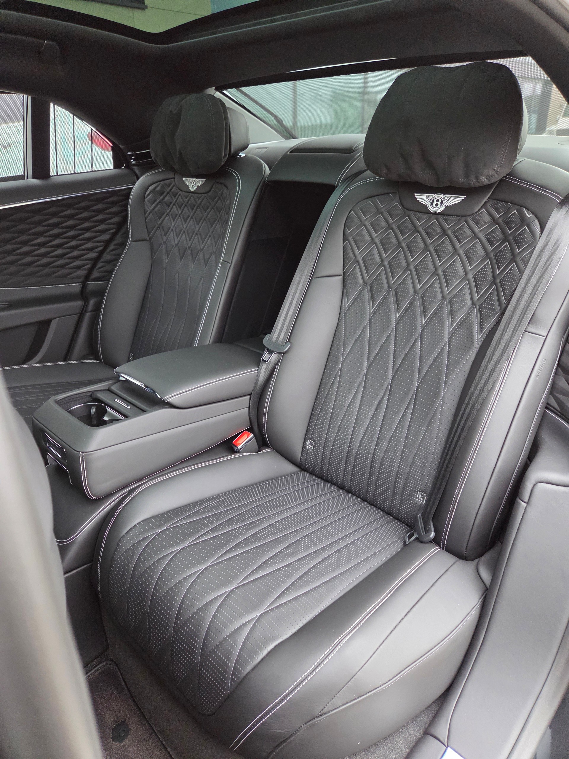 BENTLEY Flying Spur 4.0 V8-image-12