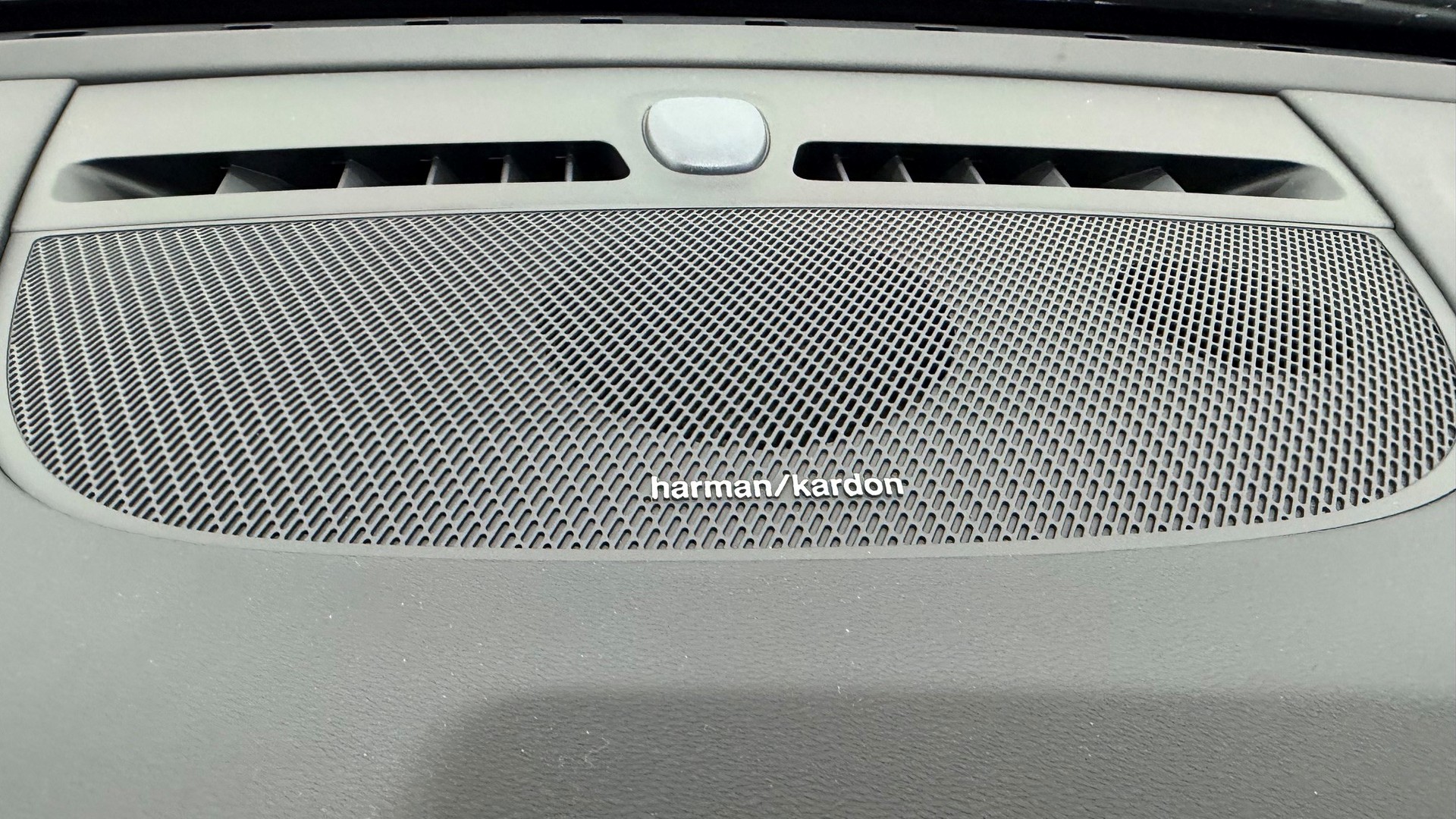 VOLVO EX40 Twin Performance Ultra AW-image-14