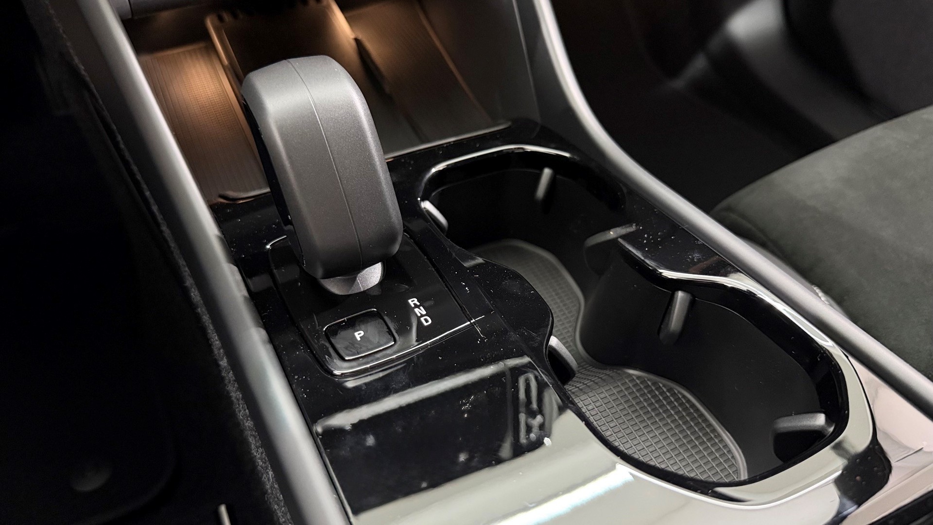 VOLVO EX40 Twin Performance Ultra AW-image-13