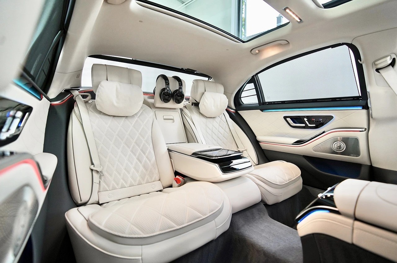 MERCEDES-BENZ S 450 L 4Matic AMG Line 9G-Tronic-image-31