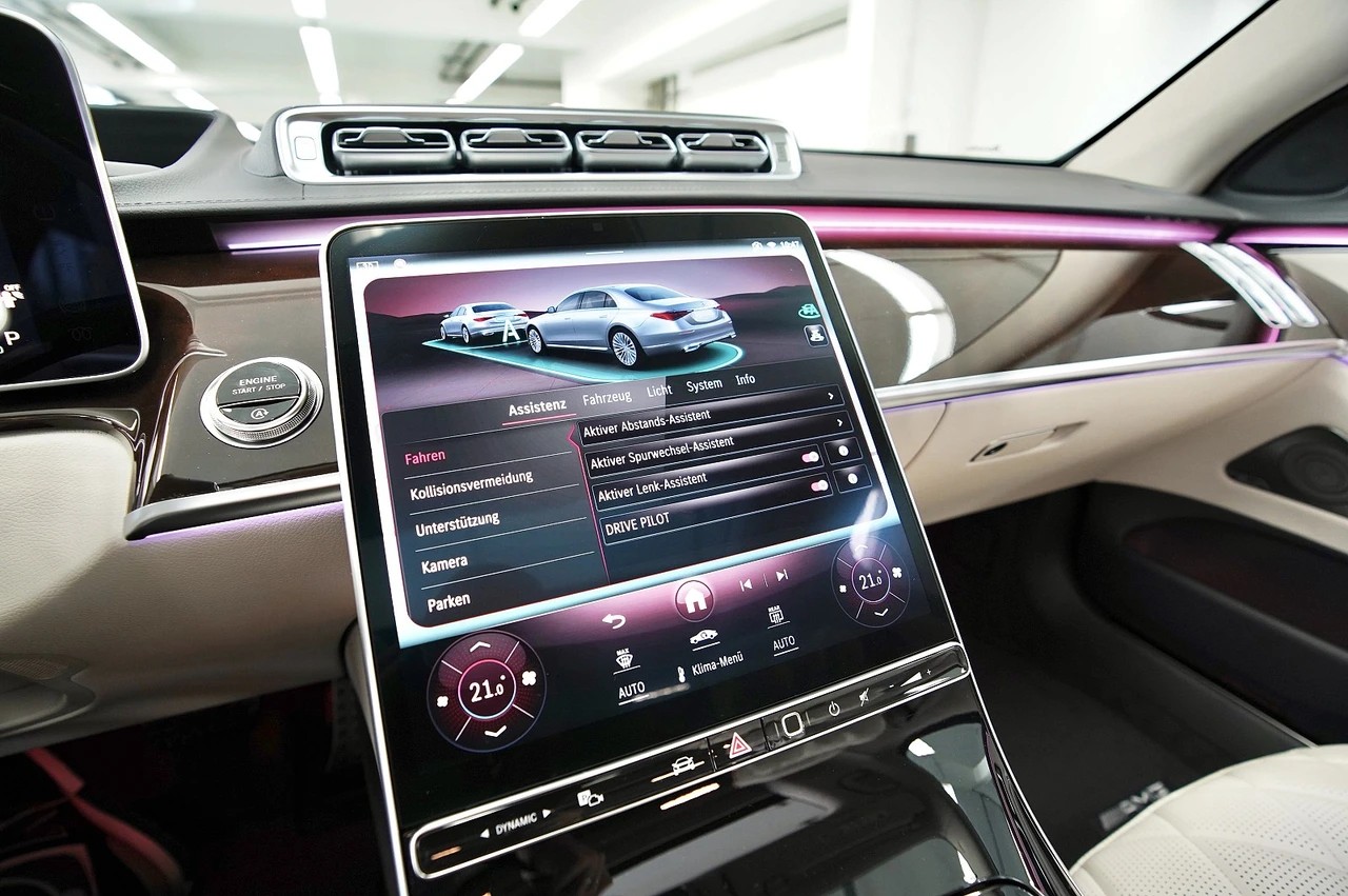 MERCEDES-BENZ S 450 L 4Matic AMG Line 9G-Tronic-image-23