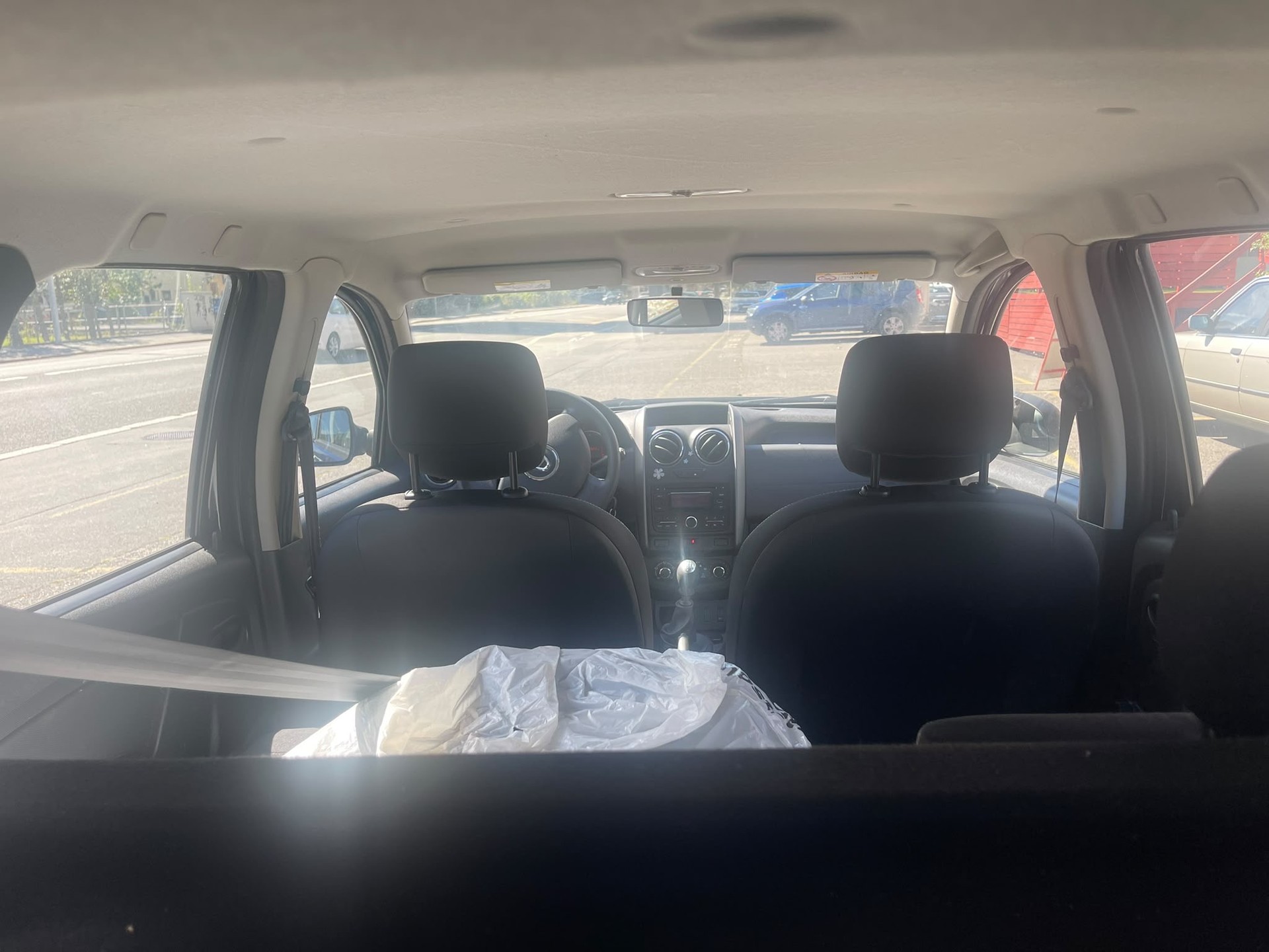DACIA Duster 1.2 T Ambiance 4x2-image-13