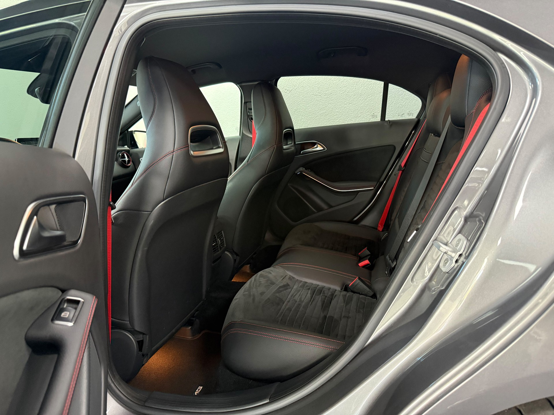 MERCEDES-BENZ A 45 AMG 4Matic Speedshift 7G-DCT-image-10