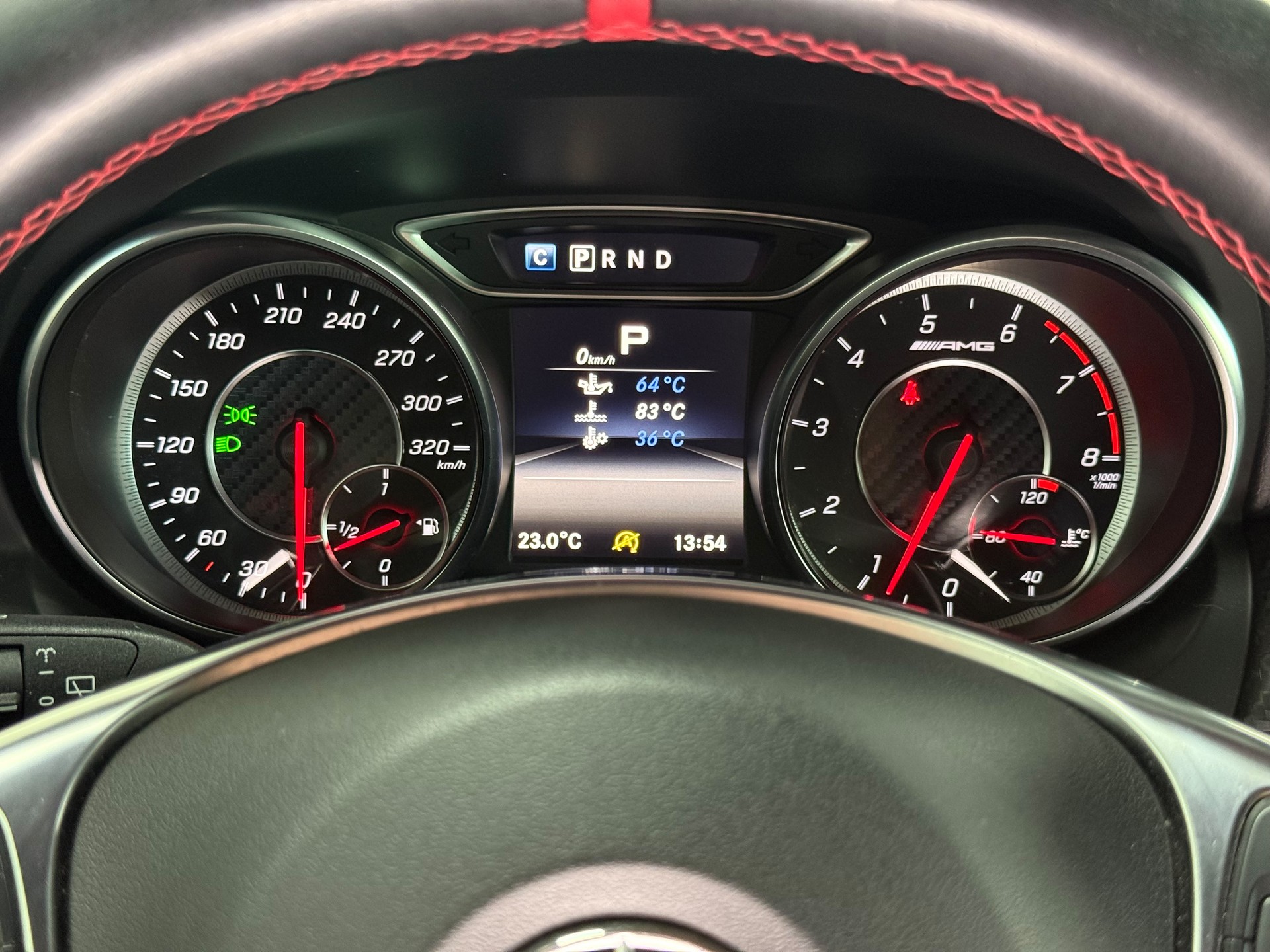 MERCEDES-BENZ A 45 AMG 4Matic Speedshift 7G-DCT-image-16
