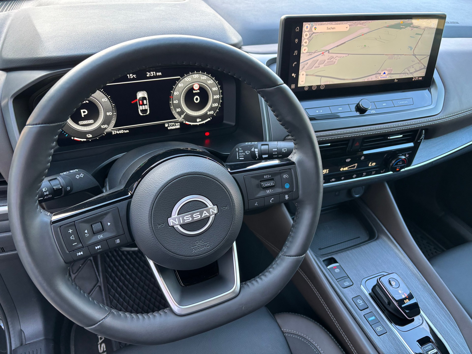 NISSAN Qashqai 1.5 VC-T e-Power Tekna-image-11