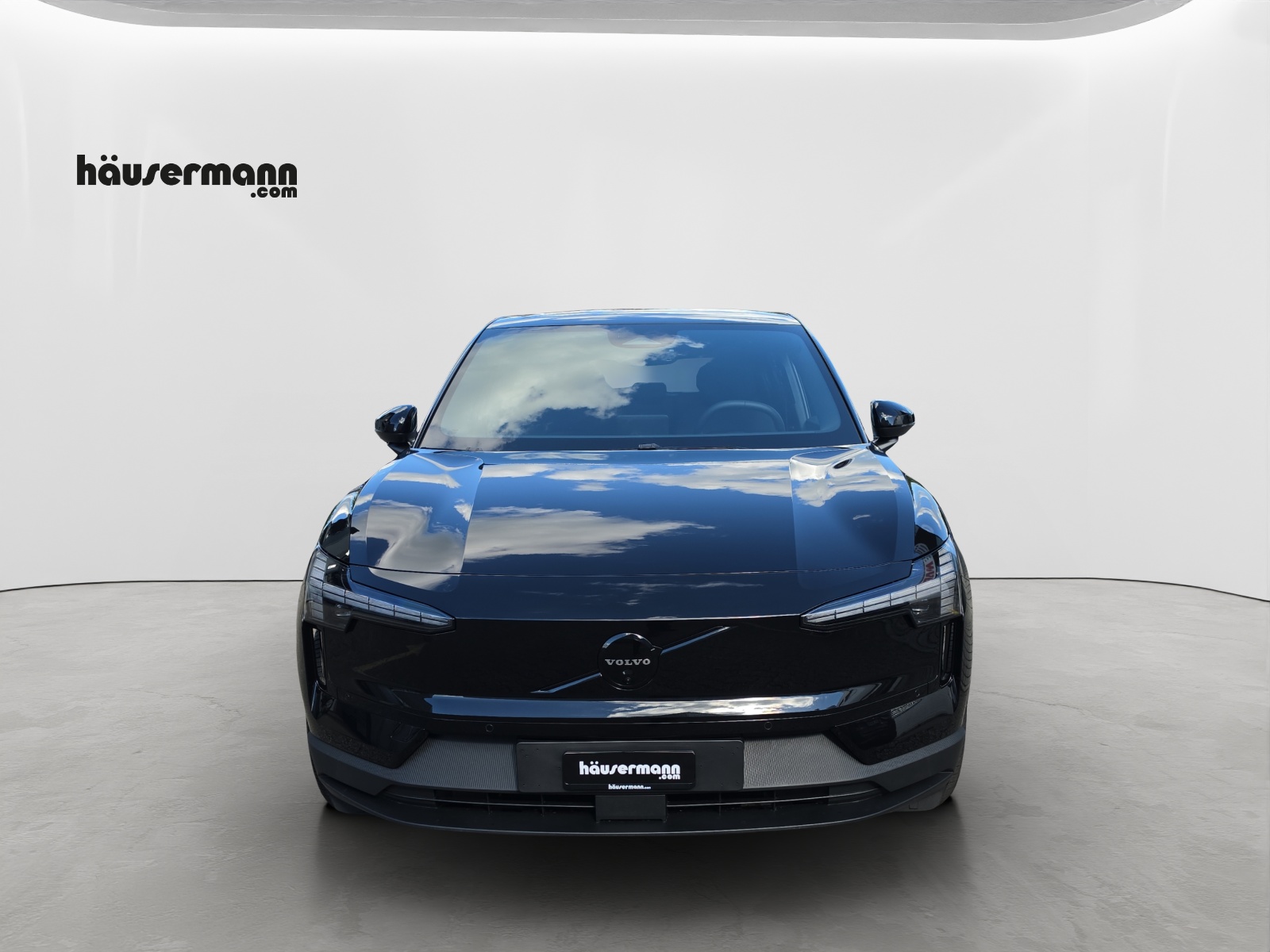 VOLVO EX30 E60 Twin Ultra Performance Sw. Black Ed. AWD-image-1