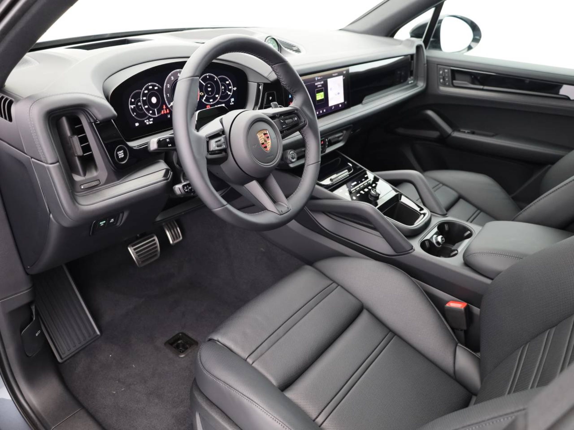 PORSCHE Cayenne S E-Hybrid Black Edition-image-3