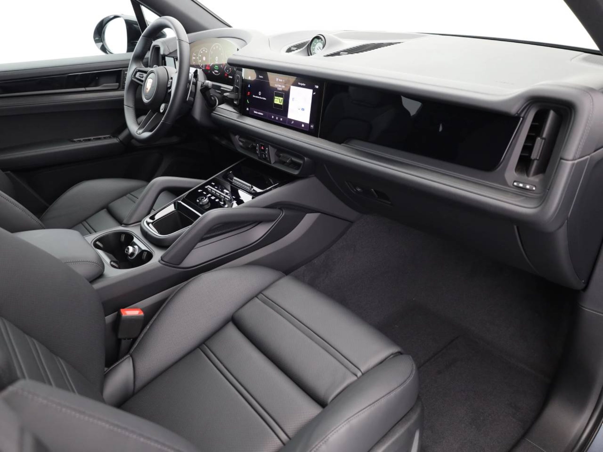 PORSCHE Cayenne S E-Hybrid Black Edition-image-11