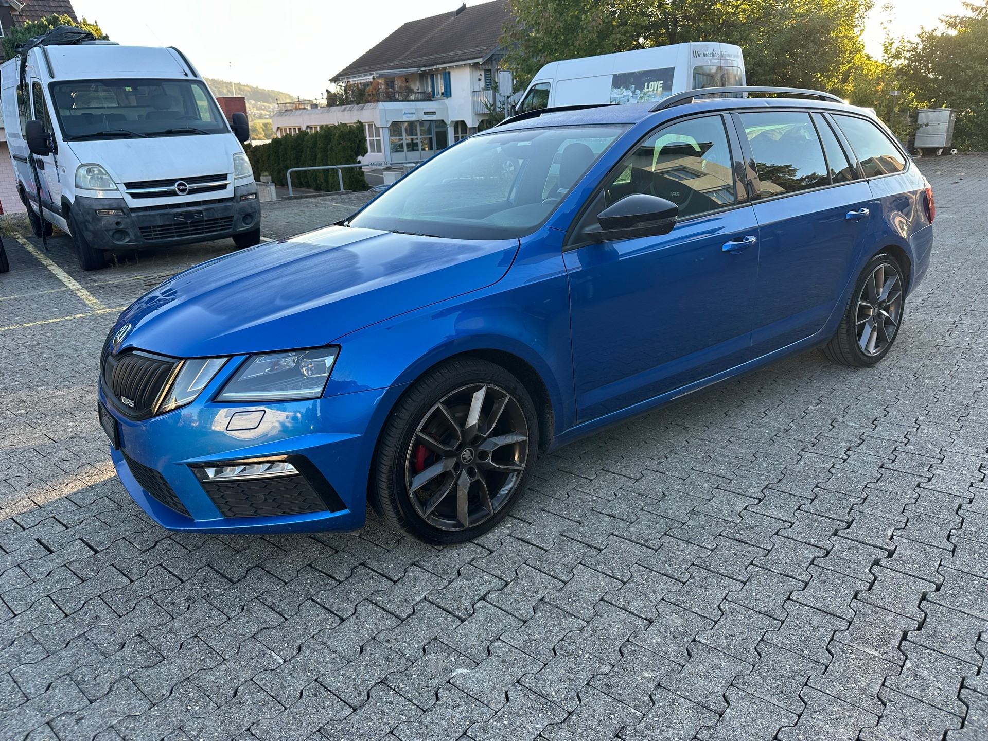 SKODA Octavia Combi 2.0 TDI RS 4x4 DSG-image-0