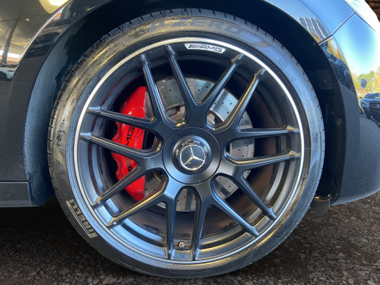 MERCEDES-BENZ E 63 AMG S 4 Matic-image-8