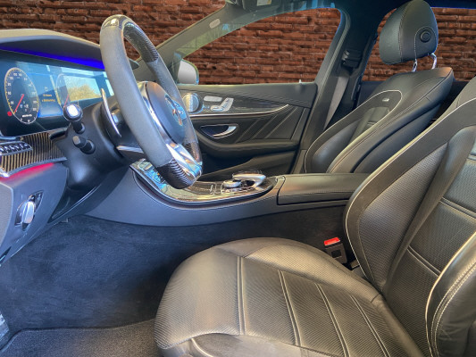 MERCEDES-BENZ E 63 AMG S 4 Matic-image-11