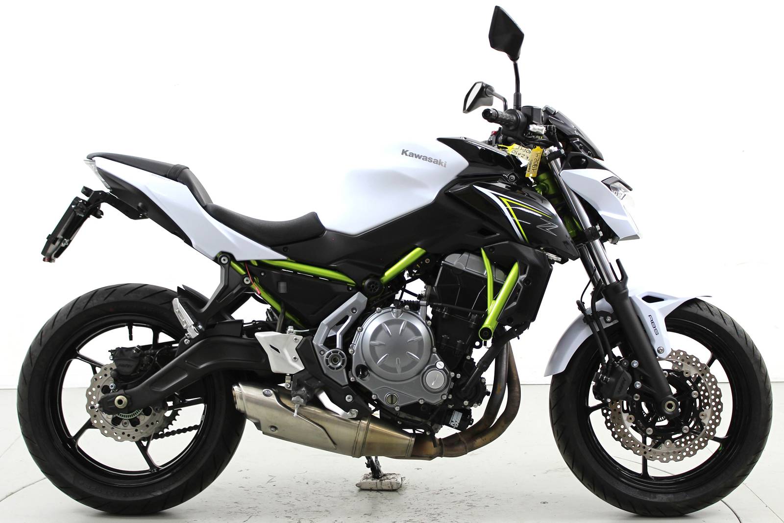 KAWASAKI Z 650 ABS-showroom-element-3