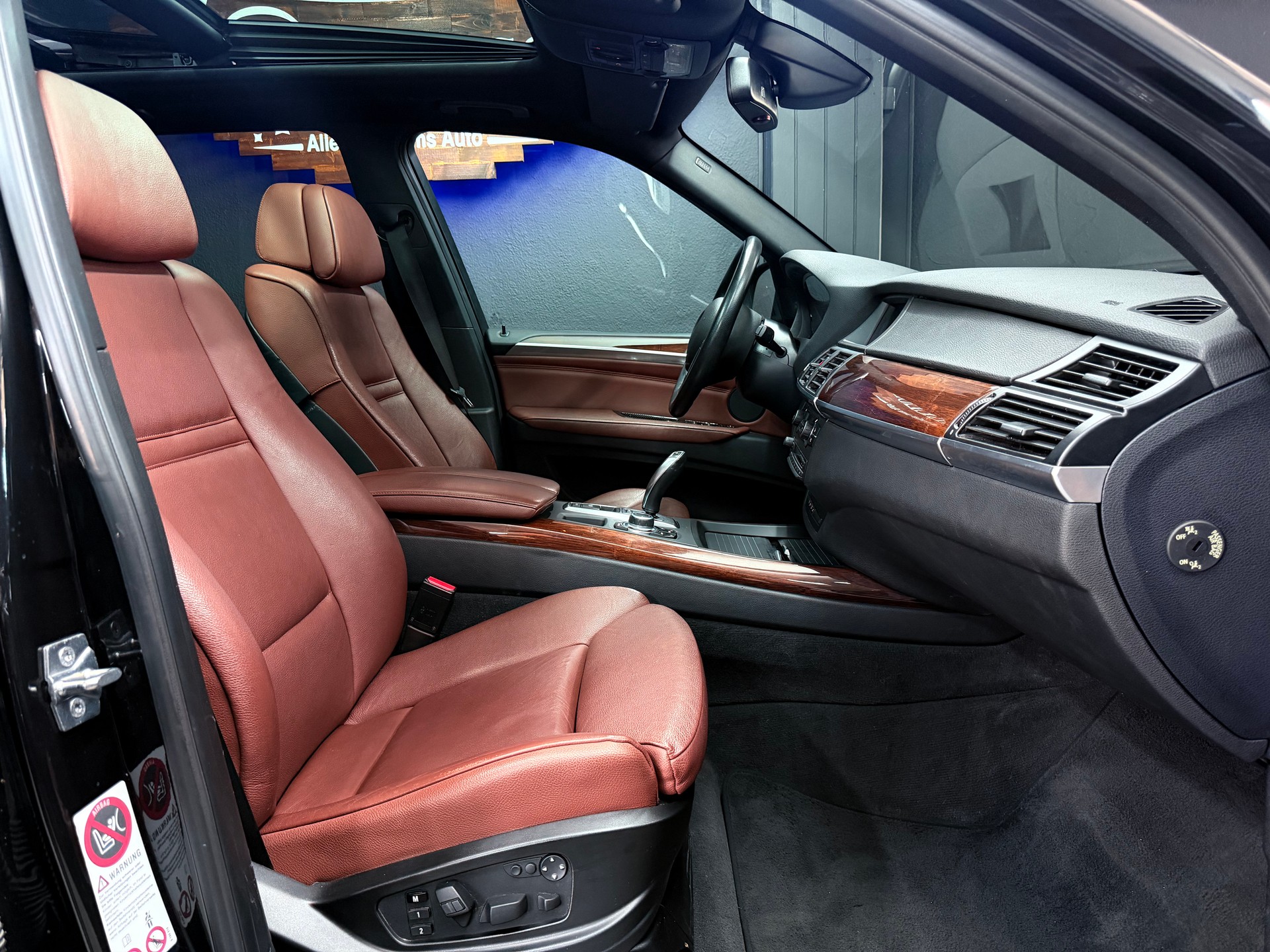 BMW X5 xDrive 40d Steptronic-image-12