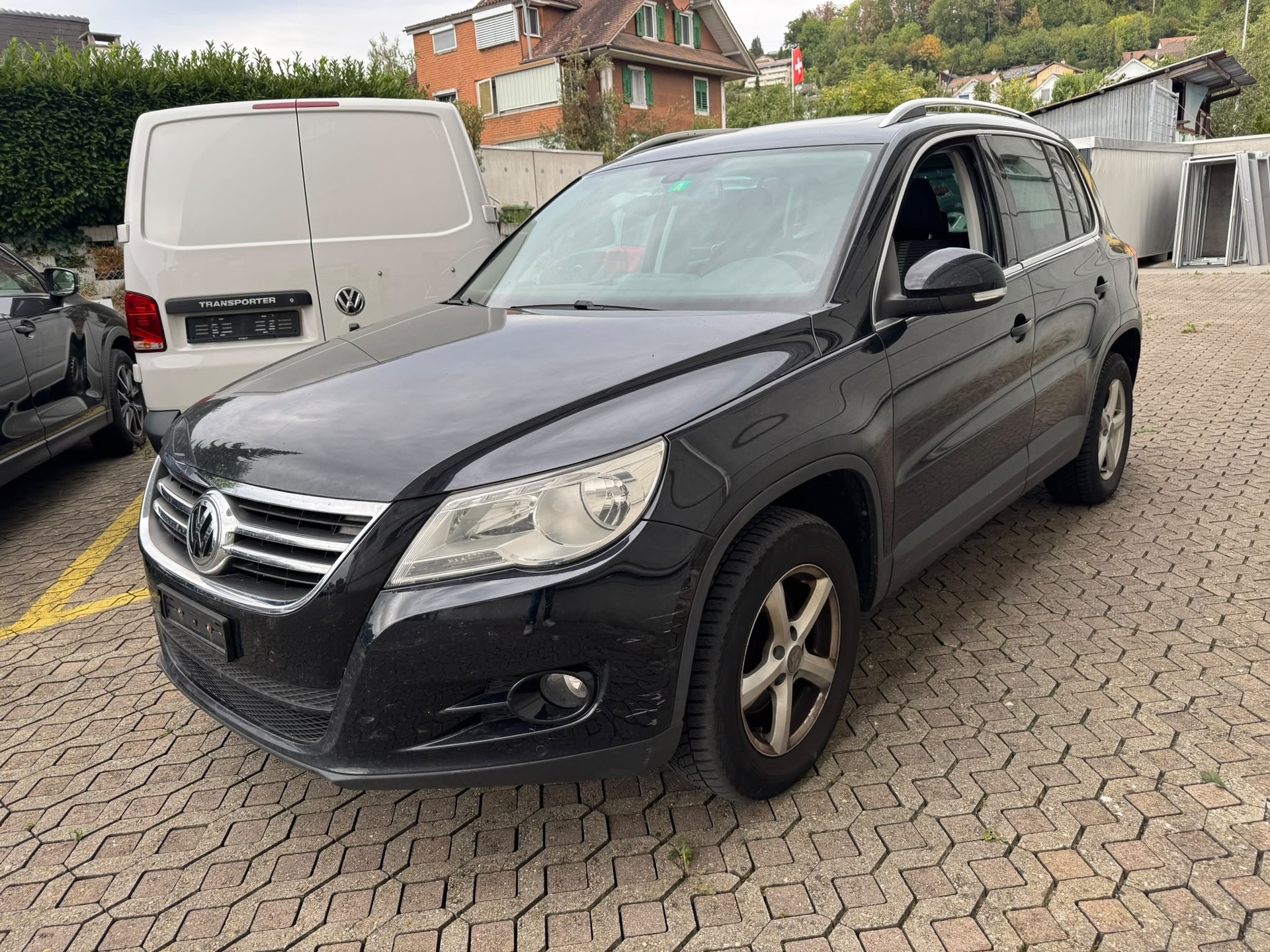 VW Tiguan 2.0 TSI Sport&Style Tiptronic-image-2
