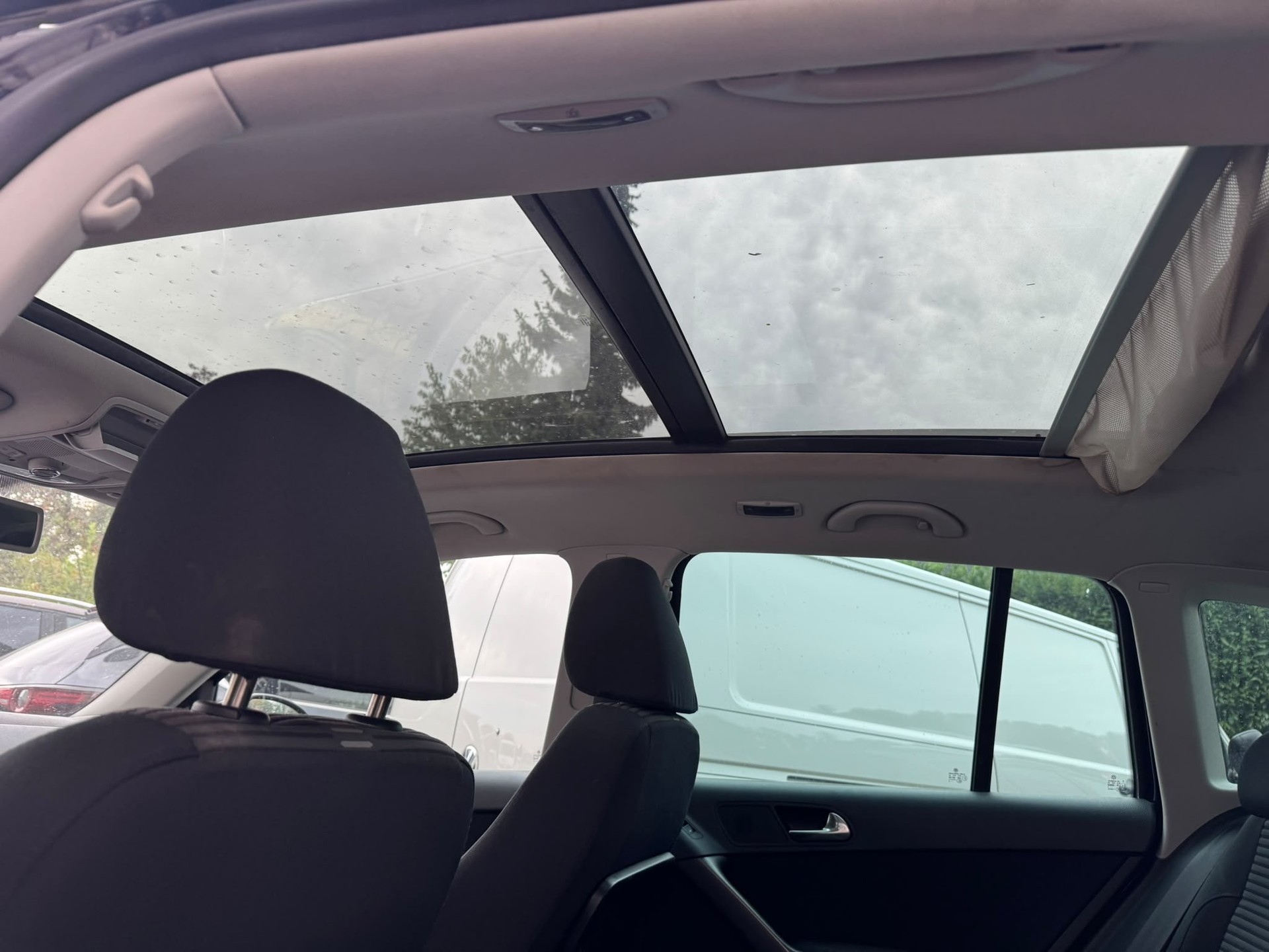 VW Tiguan 2.0 TSI Sport&Style Tiptronic-image-11