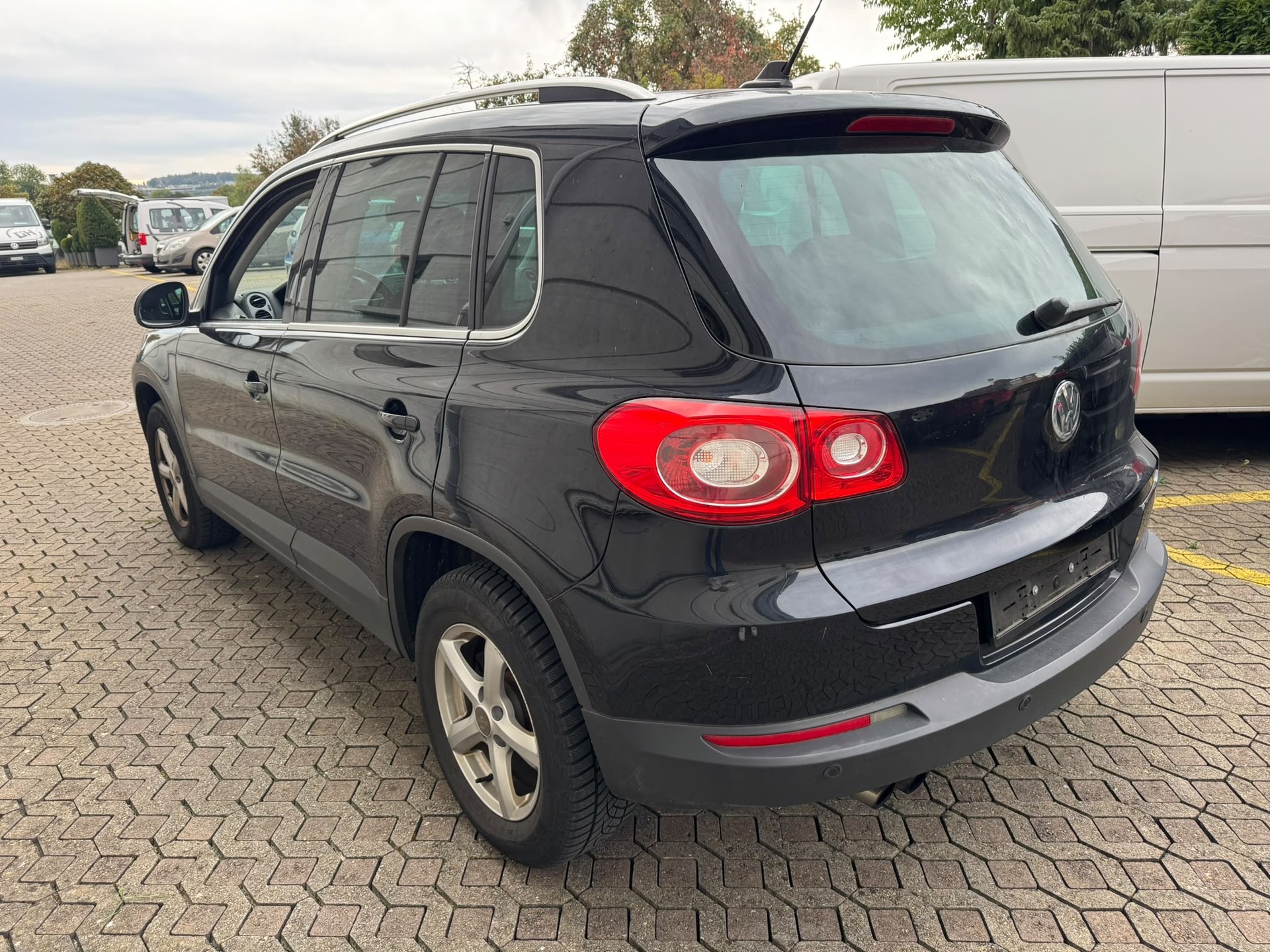 VW Tiguan 2.0 TSI Sport&Style Tiptronic-image-3