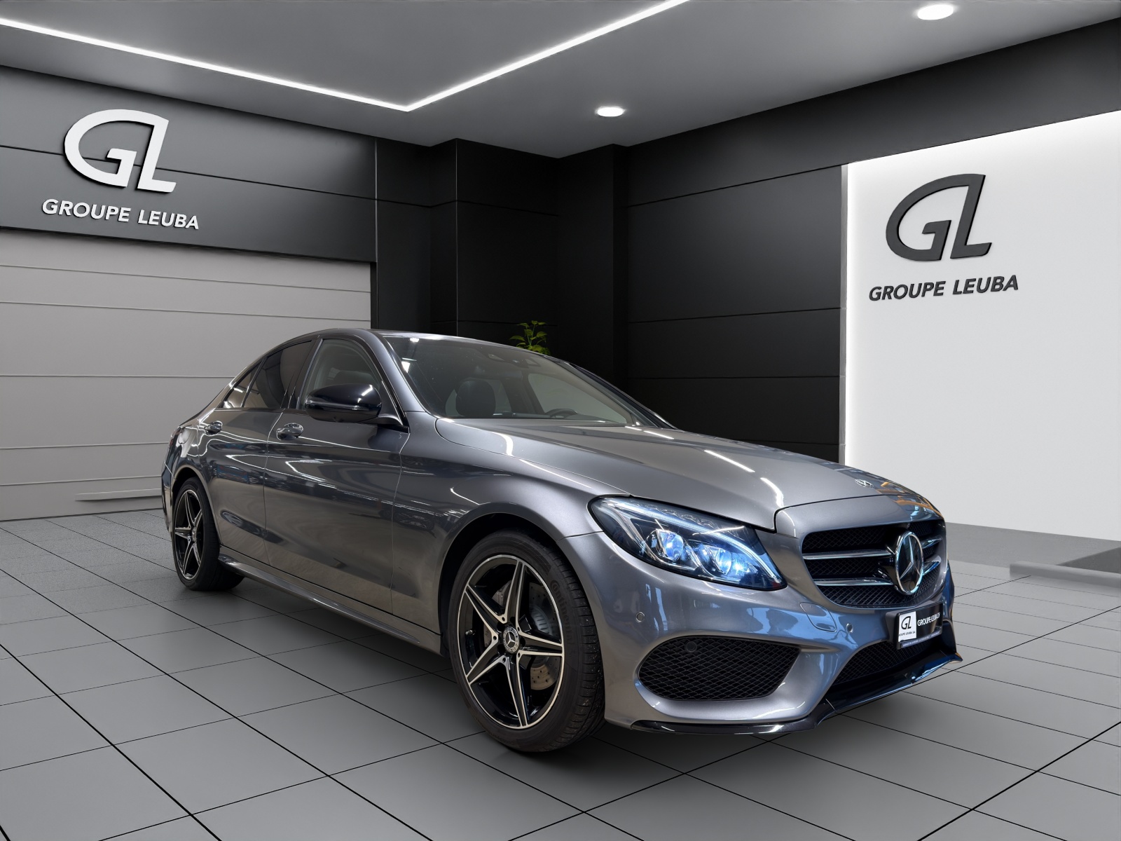 Photo MERCEDES-BENZ C-200 C 200 AMG Line 4Matic 9G-Tronic