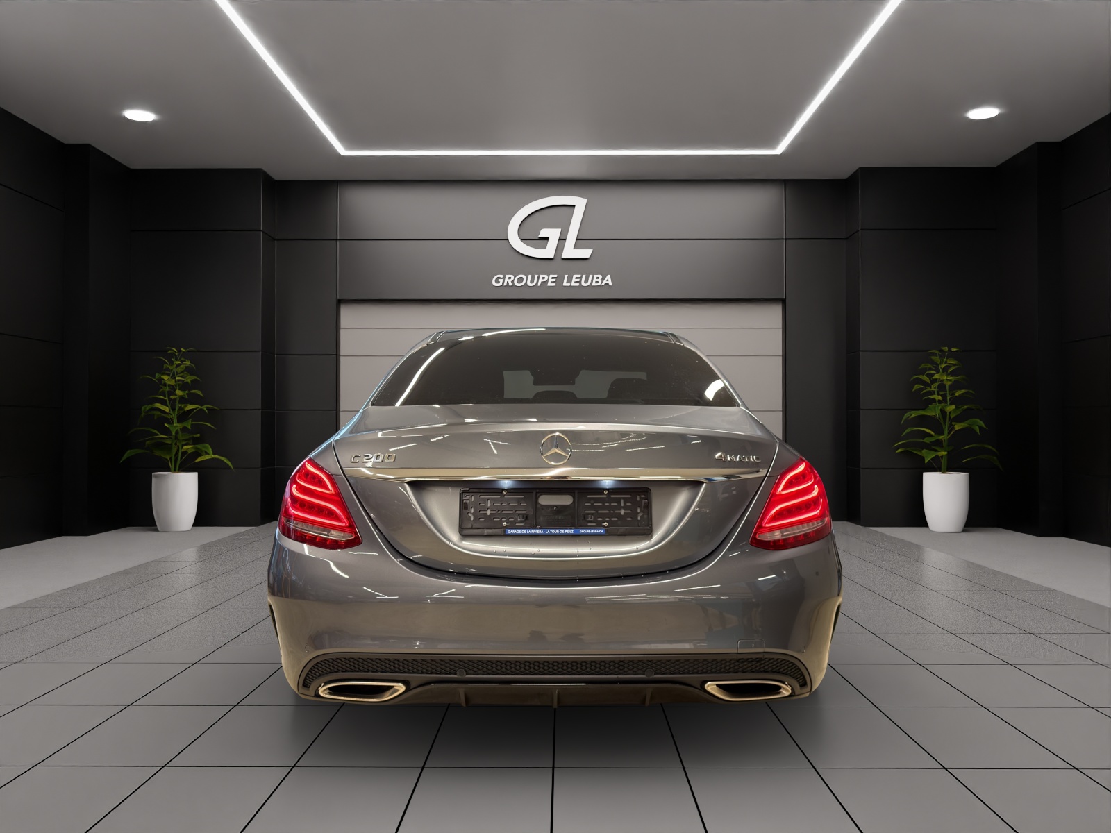 MERCEDES-BENZ C 200 AMG Line 4Matic 9G-Tronic-image-4