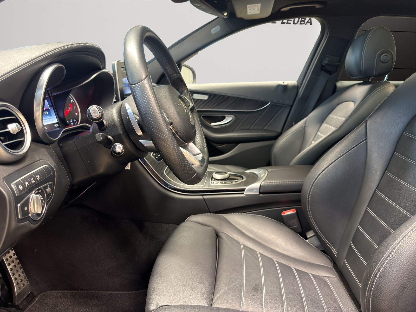 Image MERCEDES-BENZ C-200 C 200 AMG Line 4Matic 9G-Tronic