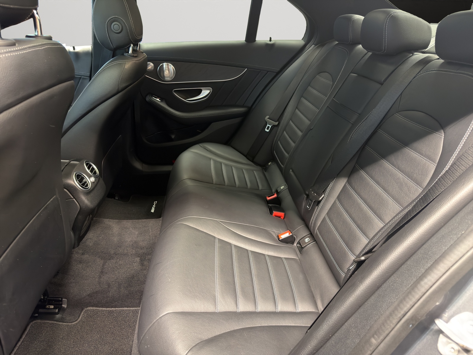 Image MERCEDES-BENZ C-200 C 200 AMG Line 4Matic 9G-Tronic