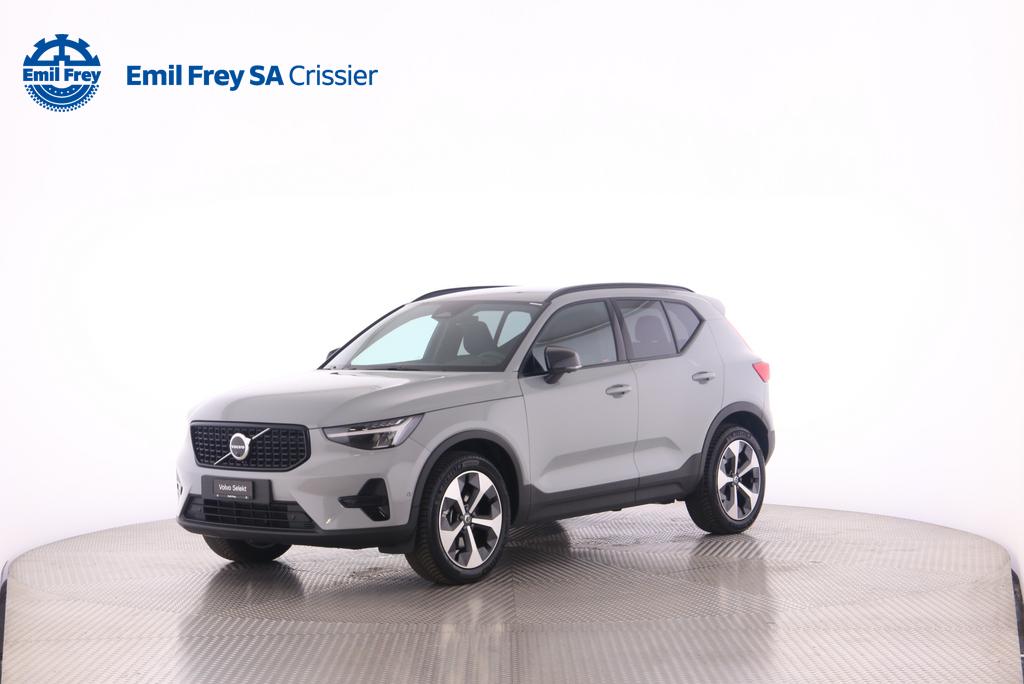 VOLVO XC40 2.0 B3 MH Plus Dark-image-0