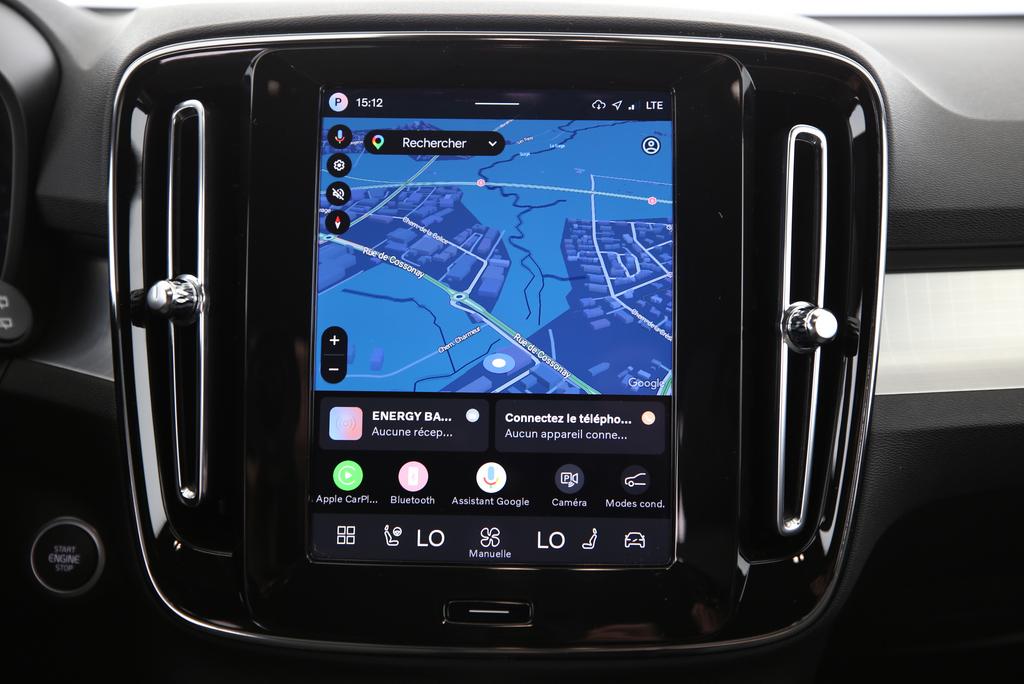 VOLVO XC40 2.0 B3 MH Plus Dark-image-5