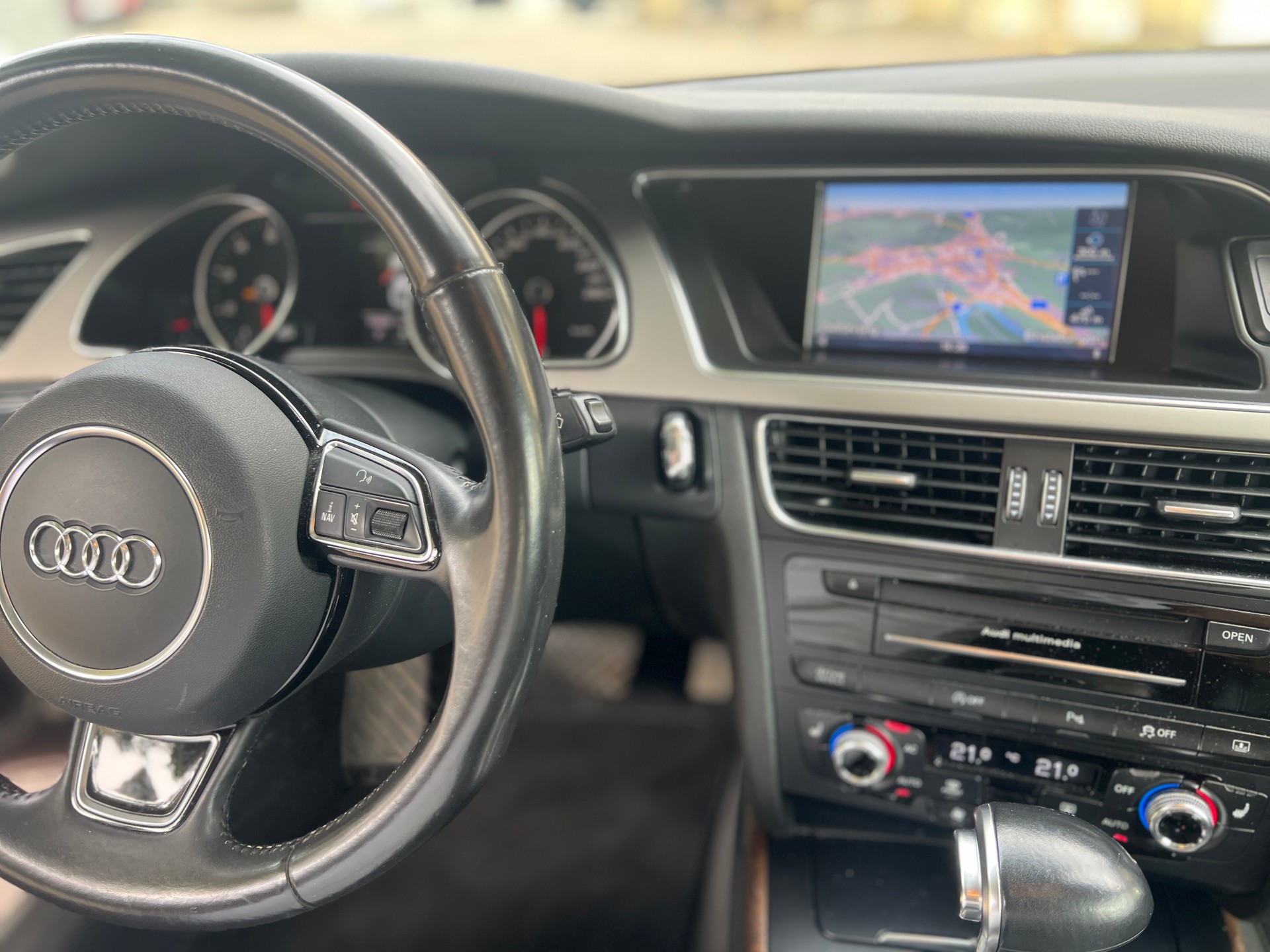 AUDI A5 Coupé 3.0 TFSI quattro S-tronic-image-10