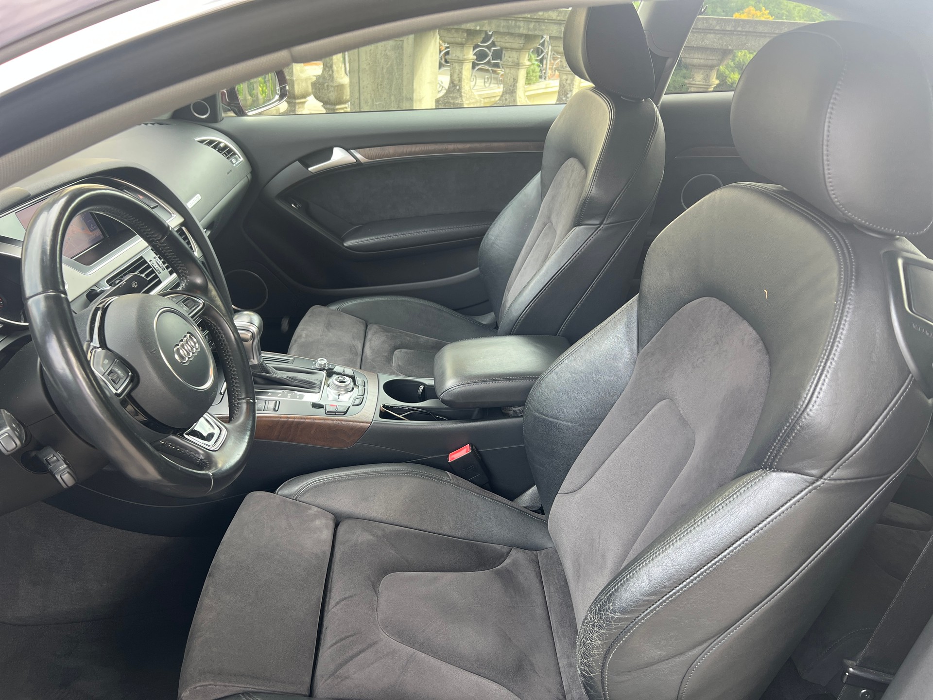 AUDI A5 Coupé 3.0 TFSI quattro S-tronic-image-8