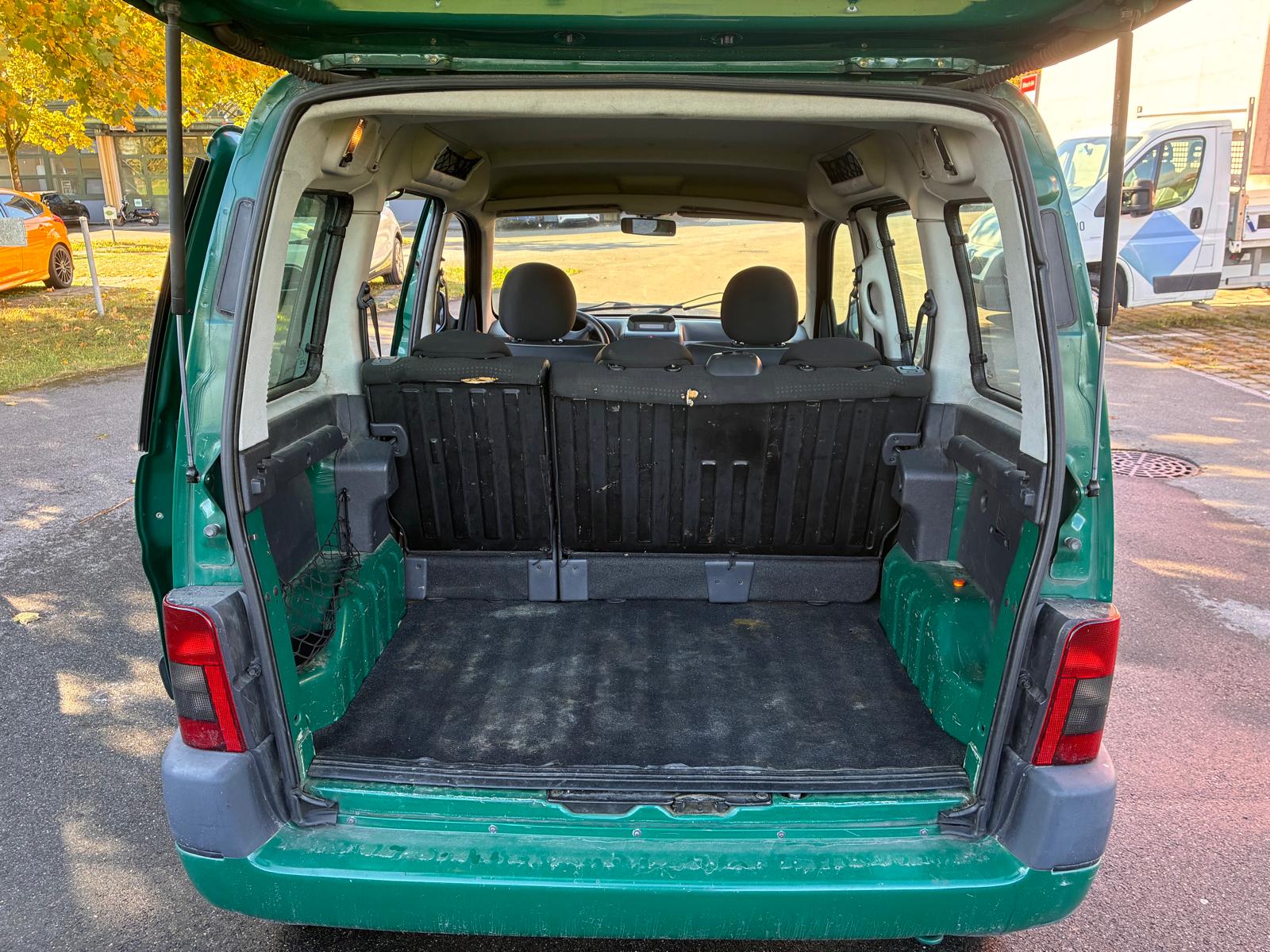 PEUGEOT Partner 1.6 XT-image-8