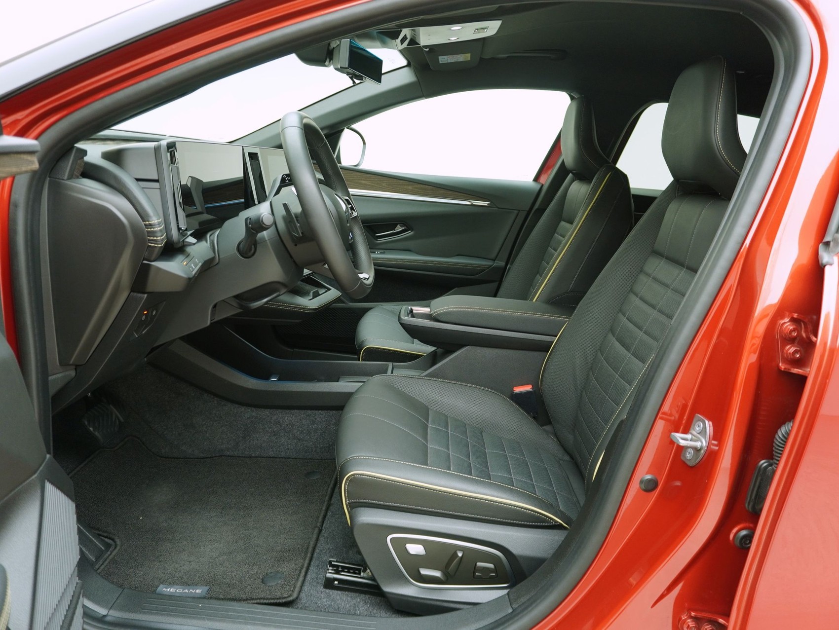 RENAULT Mégane E-Tech iconic-image-9