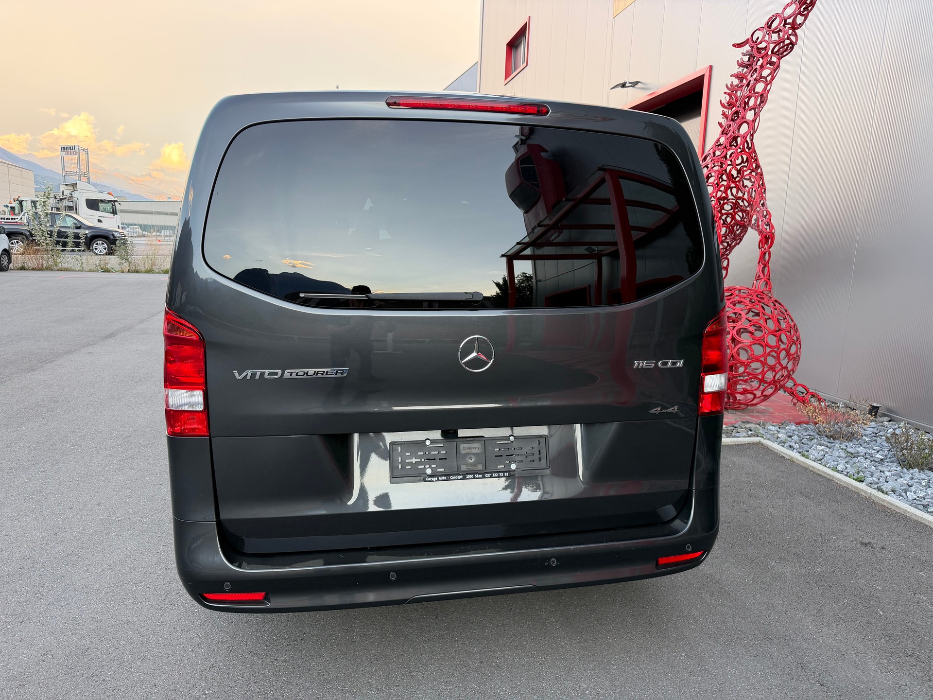 MERCEDES-BENZ Vito 116 CDI Lang Select Tourer 4Matic 9G-Tronic-image-3