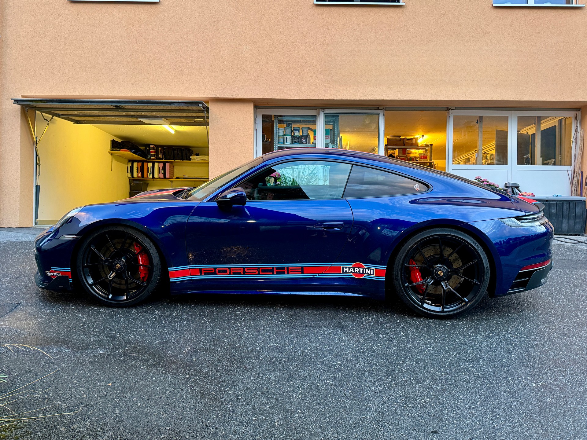PORSCHE 3.0 Carrera GTS PDK-image-1
