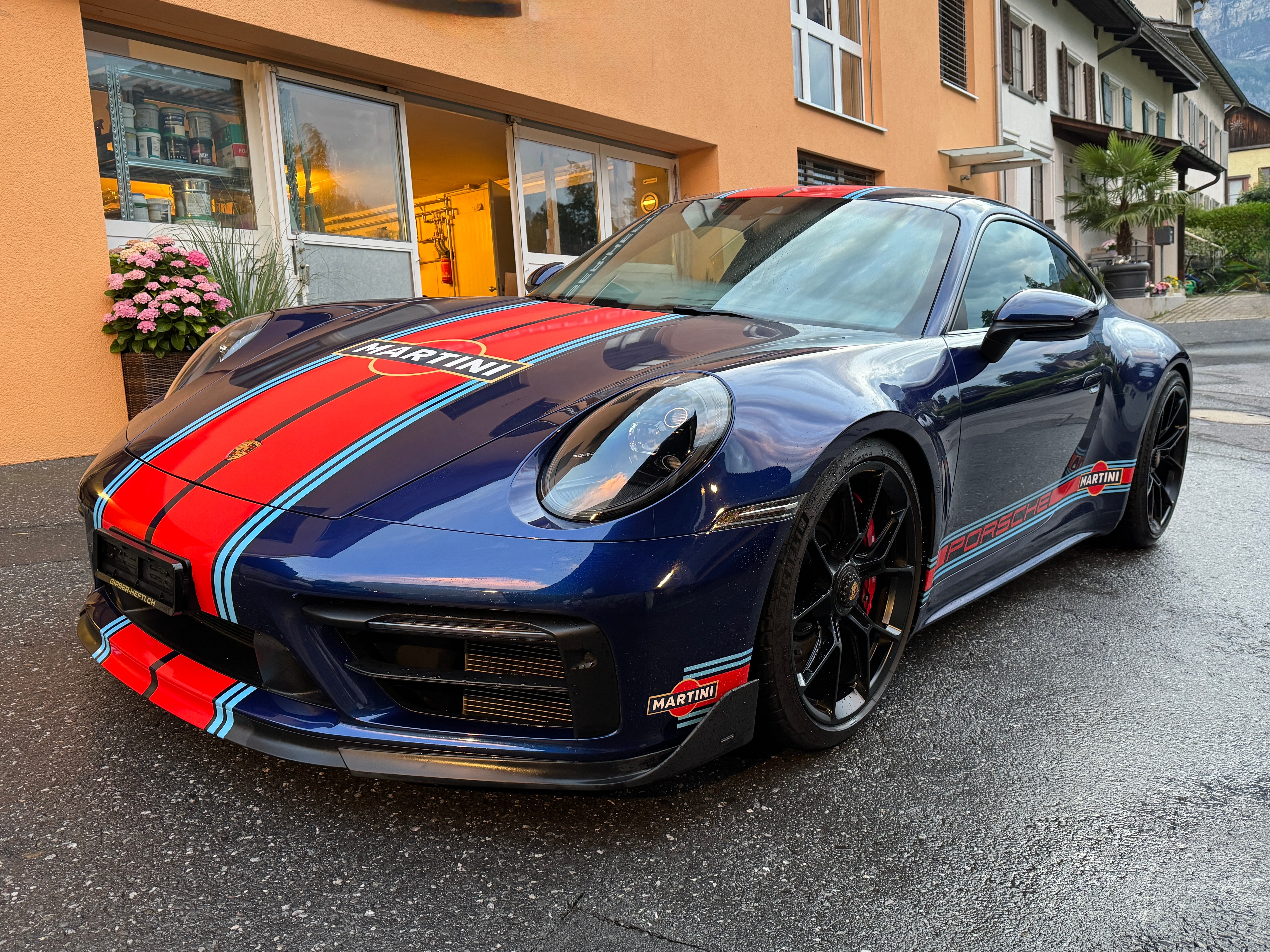 Car photo