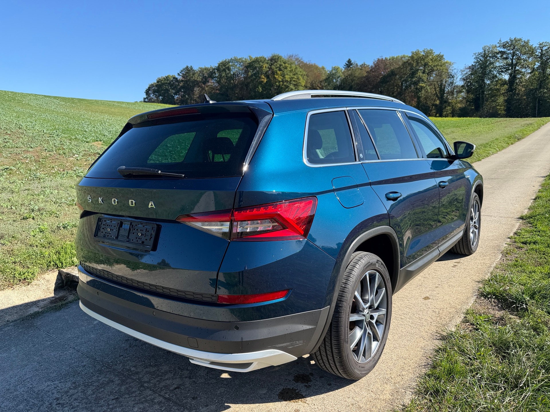 SKODA Kodiaq 2.0 TDI CR Scout 4x4 DSG-image-9