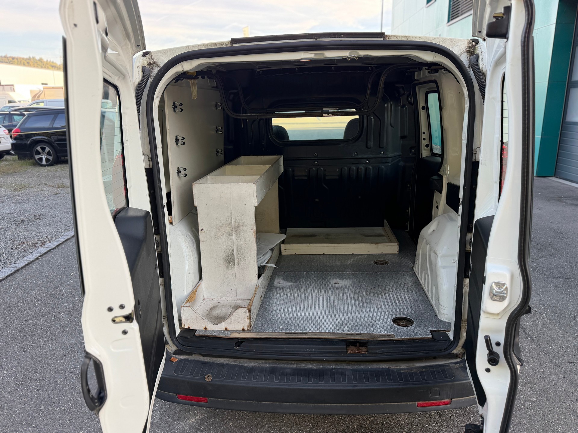 OPEL Combo 1.4i 2.2 L1H1-image-15