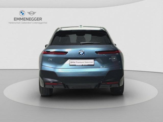BMW iX I20 xDrive40-image-3