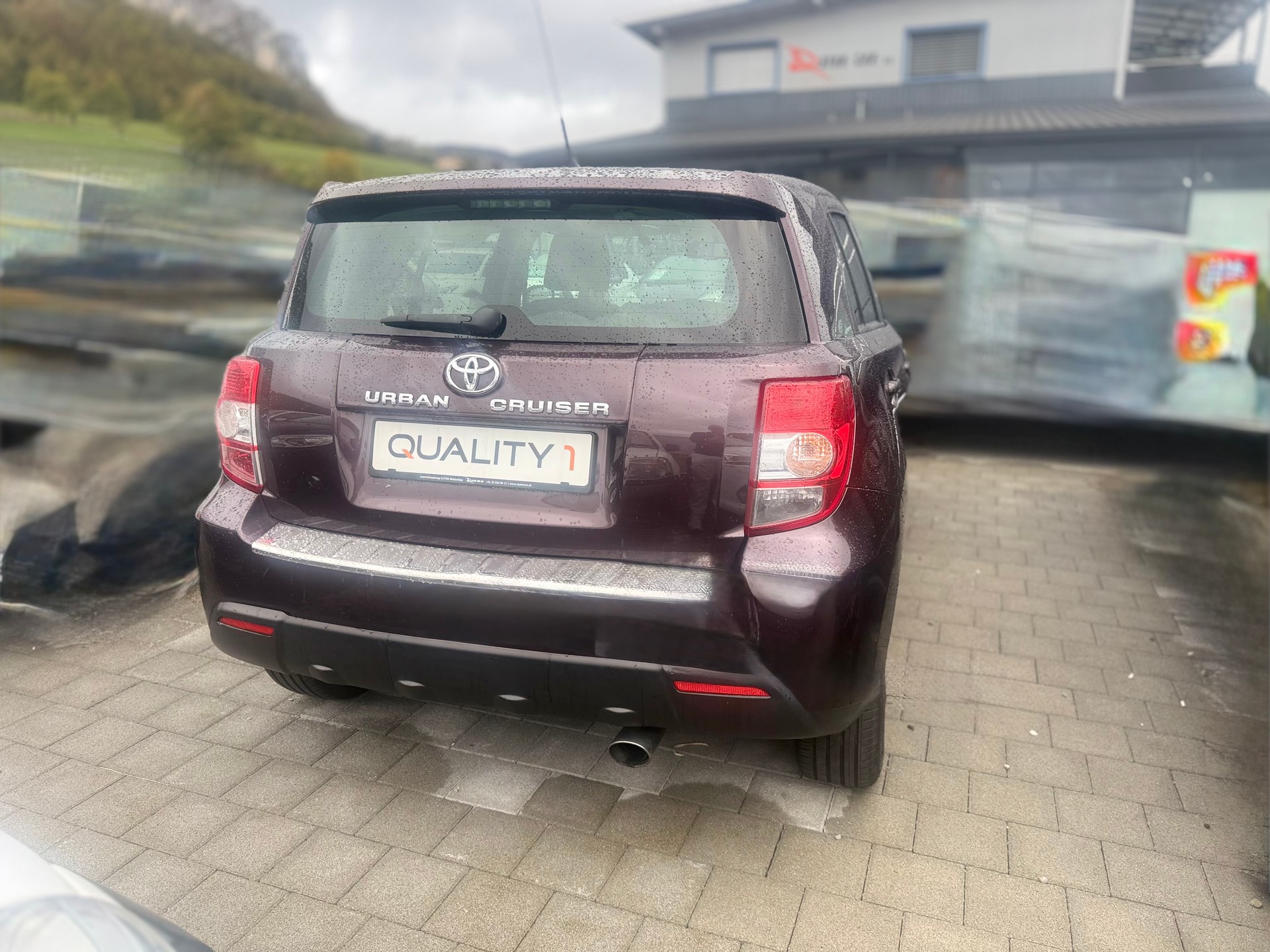 TOYOTA UrbanCruiser 1.4 D-4D Linea Sol 4WD-image-9
