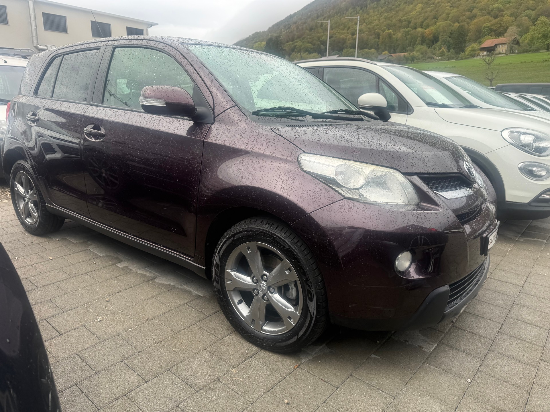 TOYOTA UrbanCruiser 1.4 D-4D Linea Sol 4WD-showroom-element-2