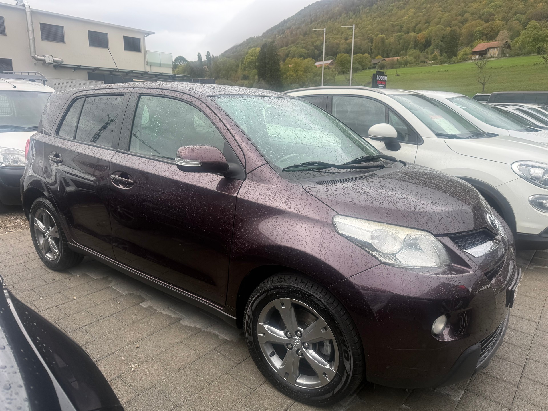 TOYOTA UrbanCruiser 1.4 D-4D Linea Sol 4WD-image-5
